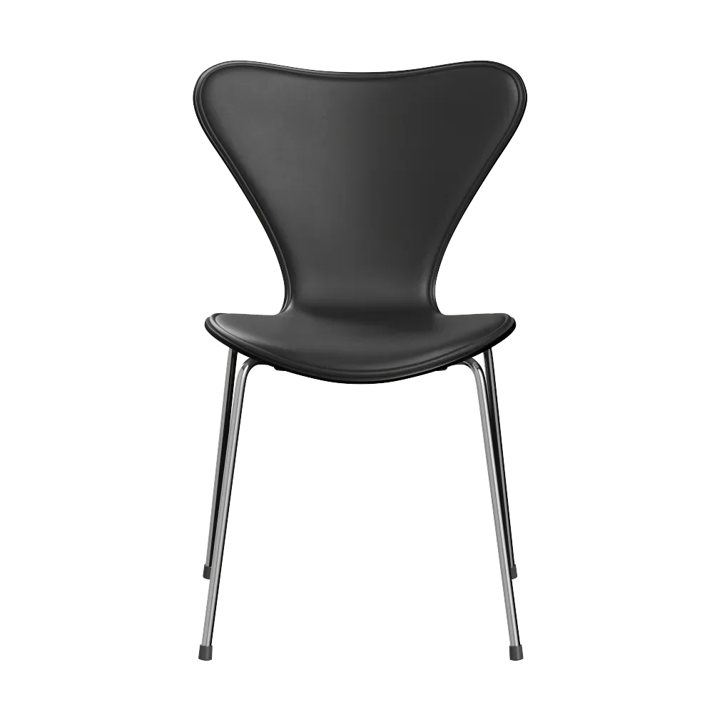 Fritz Hansen Sjuan 3107 framsidesklädd stol Essential black läder-svart ask-krom