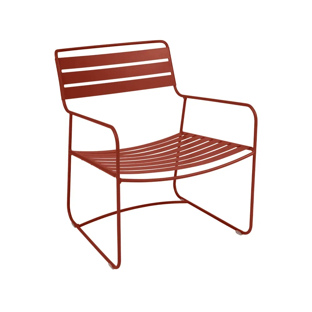 Fermob Surprising karmstol låg Red ochre (röd)
