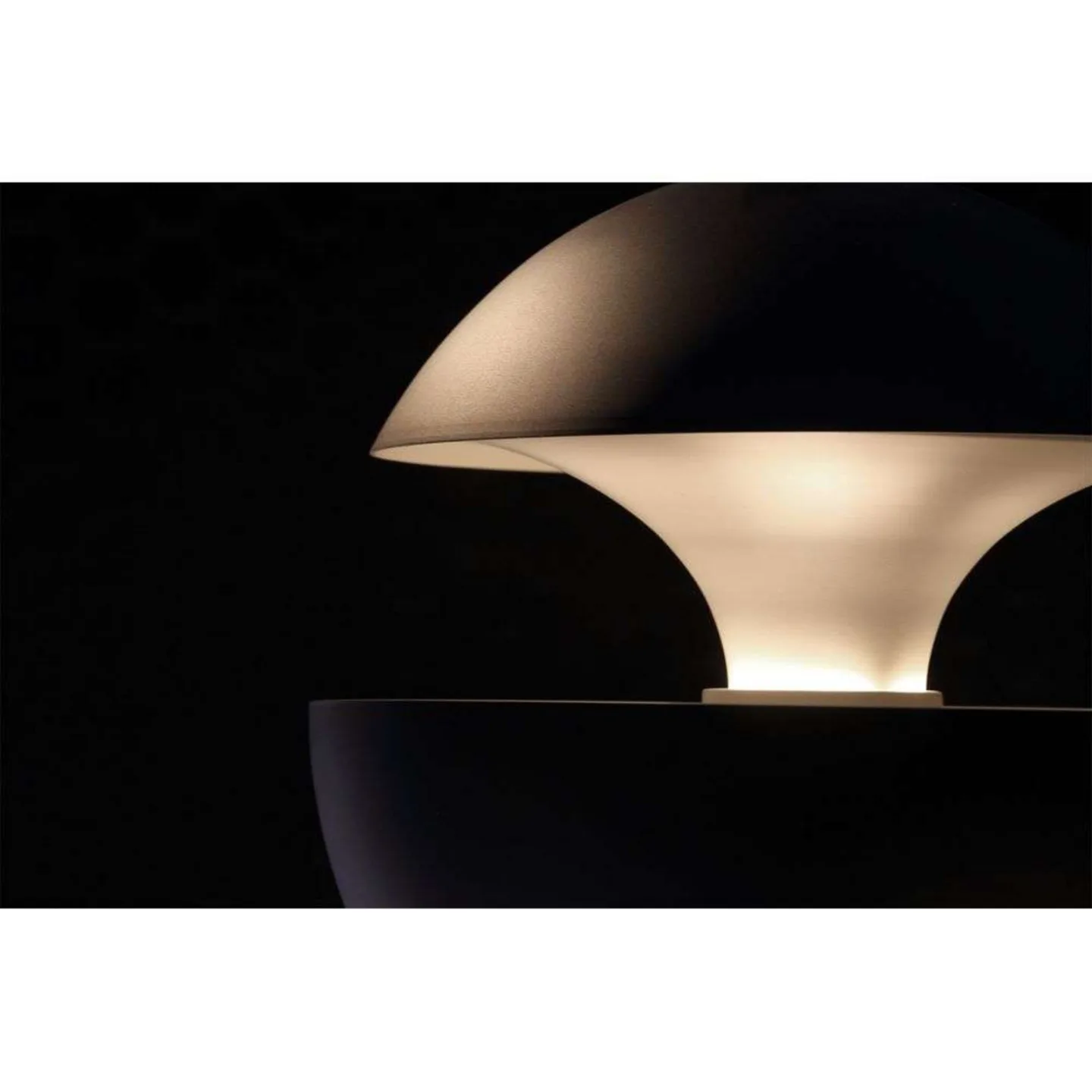 Here Comes The Sun Pendel Ø175 Svart/Hvit - DCW - Stue - Aluminium