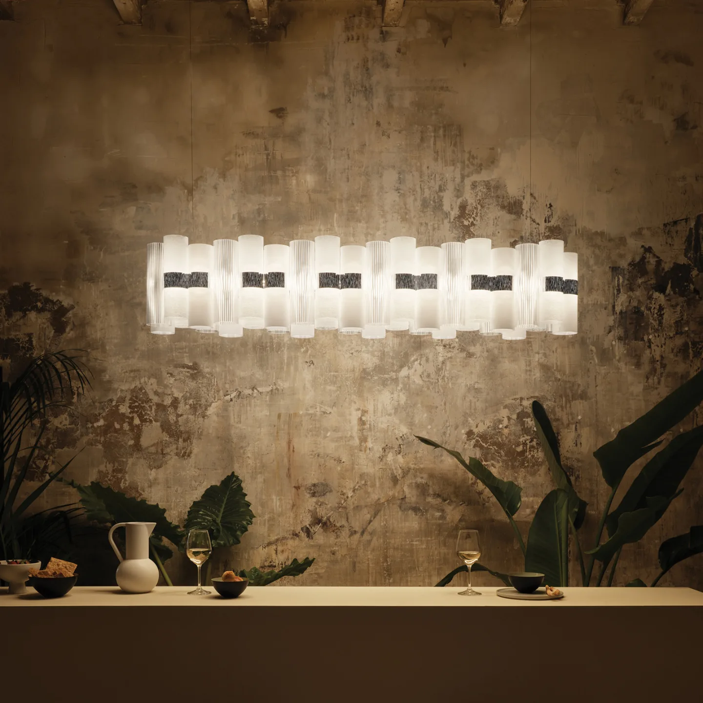 LED-Hängelampe La Lollo, weiß, 140 cm - Slamp - Wohnzimmer - Design - Kunststoff - Mit Schirm