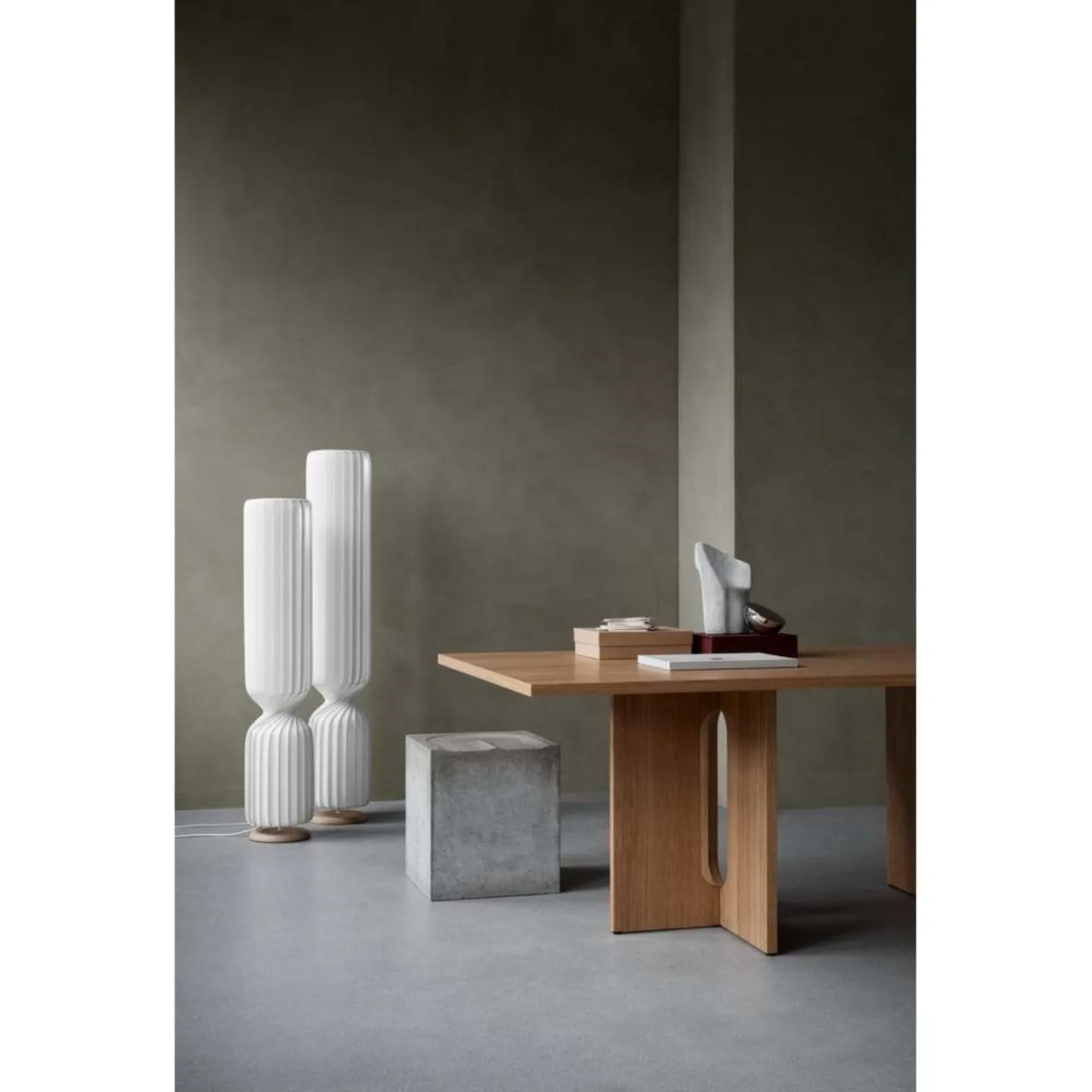 TR41 Stehleuchte 25x107 PC Nonwoven - Tom Rossau - Wohnzimmer - Kunststoff
