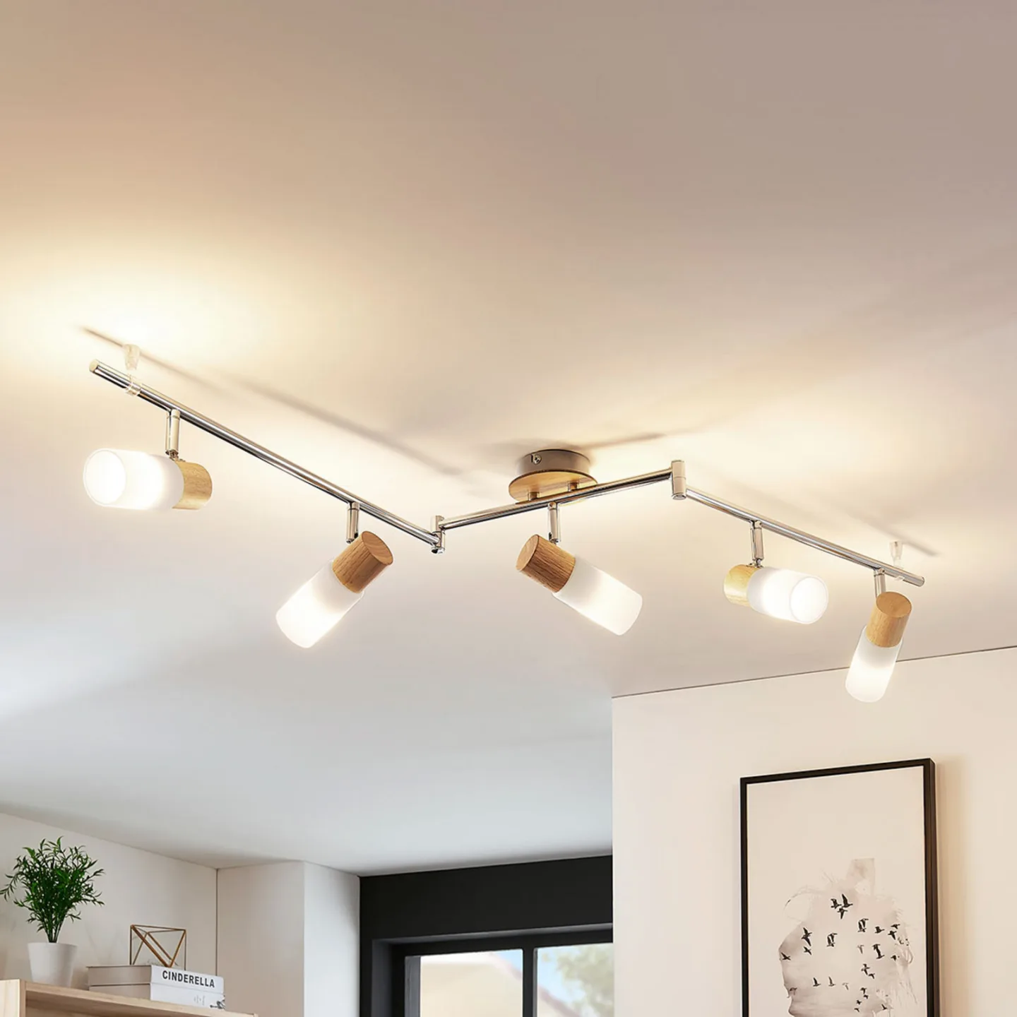 Lindby Deckenstrahler Christoph, 130 cm, 5-flg., Holz, Glas - Schlafzimmer - Landhaus / Rustikal - Mehrflammig