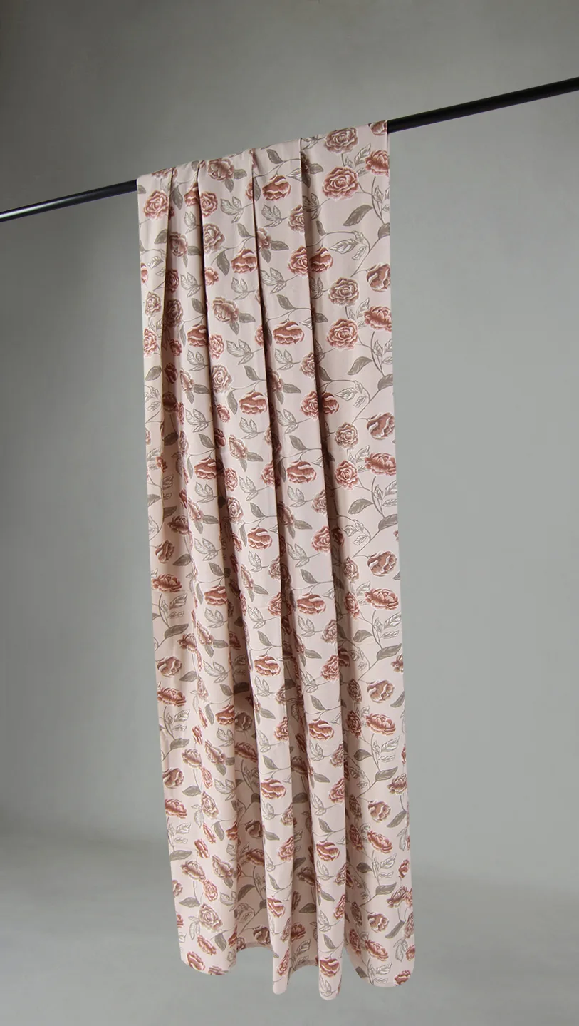 Gardiner - Bomullsgardin Wreath (rosa) (Størrelse: 140 x 250 cm)