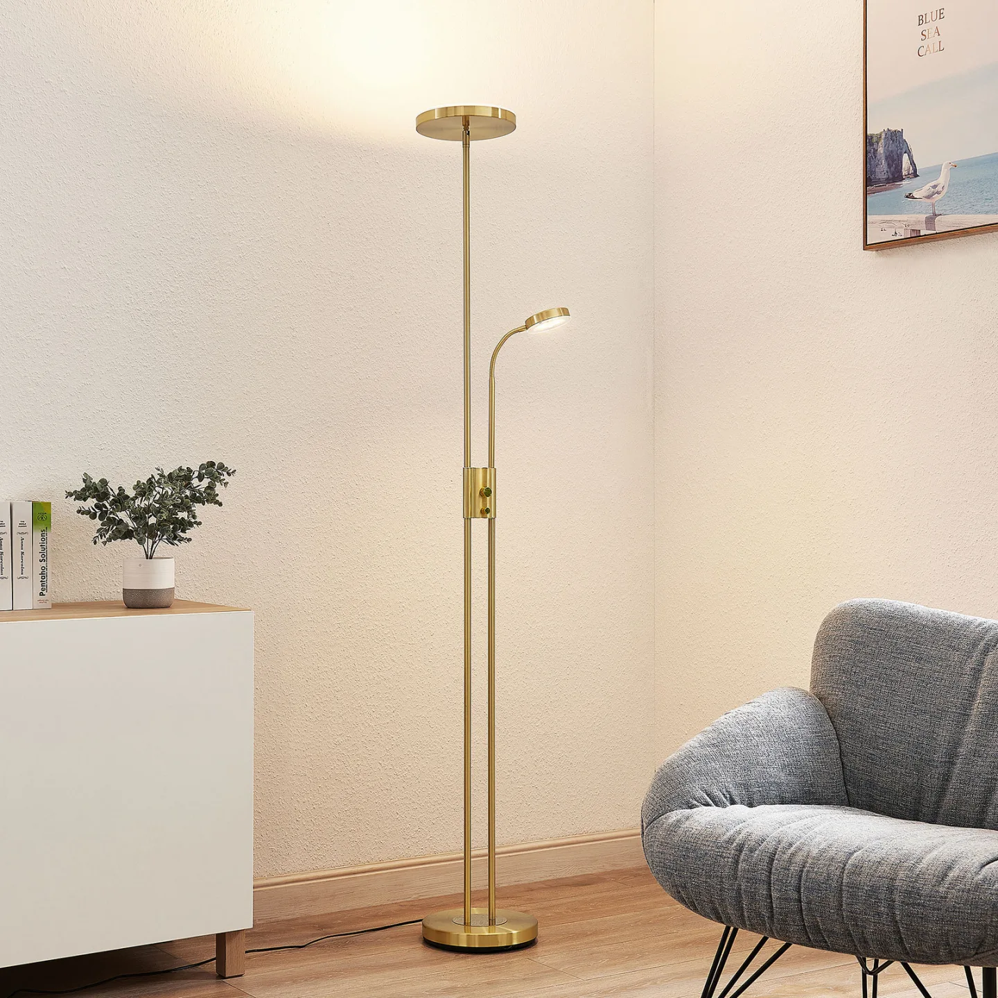Seppa LED Stehleuchte Round Matt Brass - Lindby - Wohnzimmer - Modern - Metall - Rund