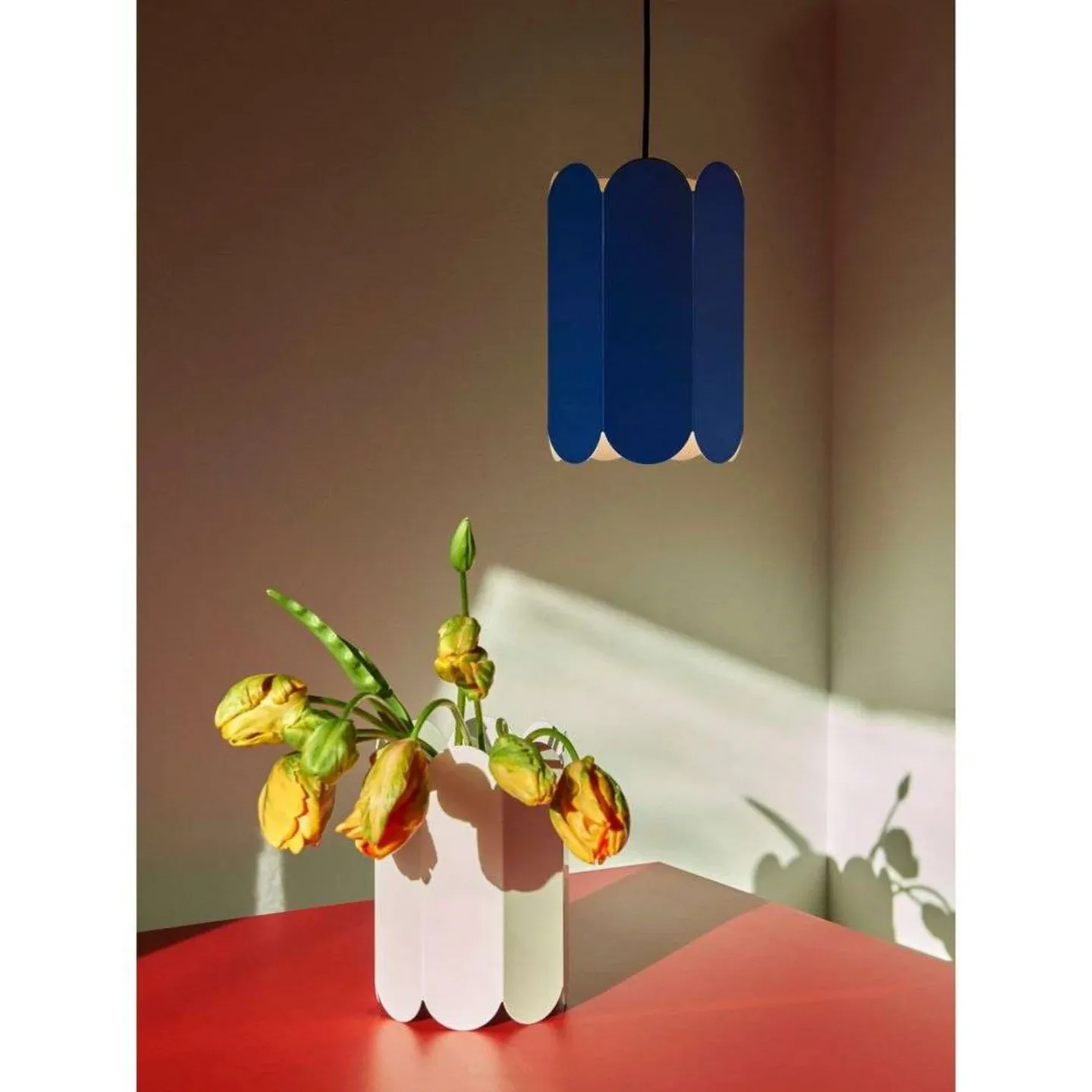 Arcs Shade Cobalt Blue - HAY - Stue - Metall