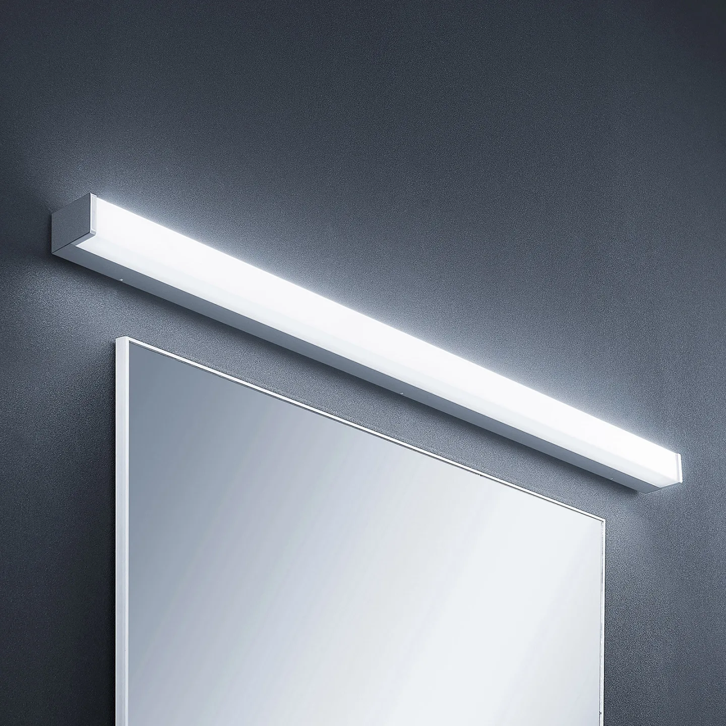 Klea LED Vägglampa L120 Chrome - Lindby - Badrum - Modern - Metall - Vinklad