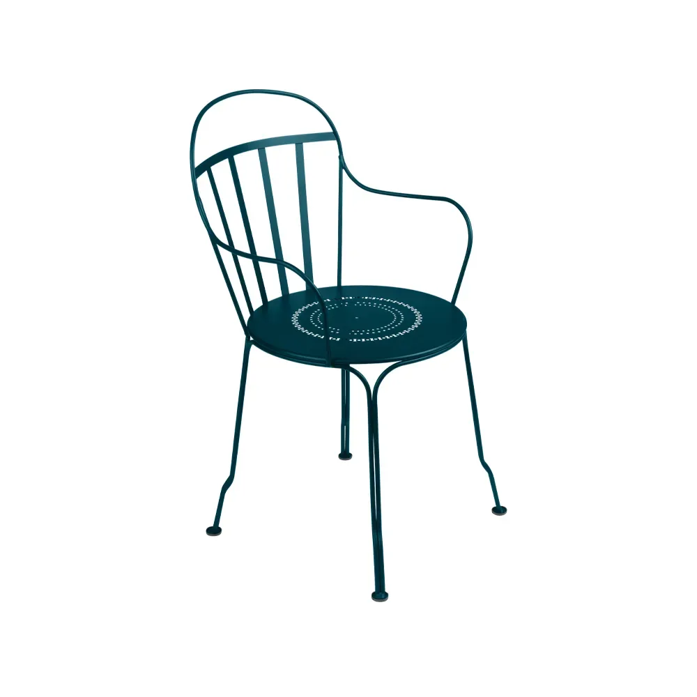 Fermob Louvre karmstol Acapulco blue (blå)