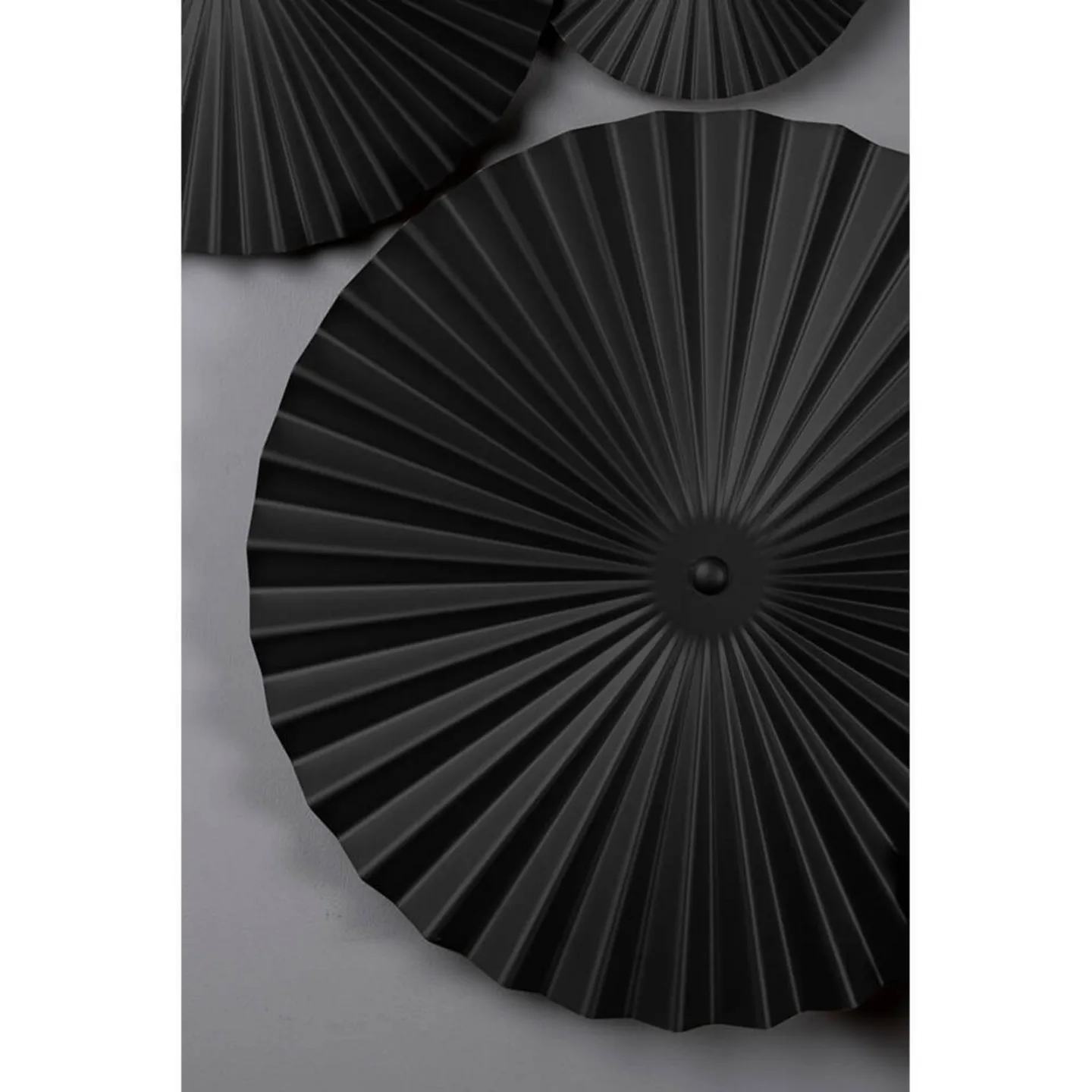 Globen Lighting Omega Wandleuchte Schwarz