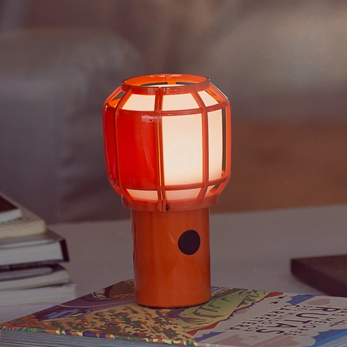 Chispa Tischleuchte Portable Orange - Marset - Design - Kunststoff - Mit Schirm