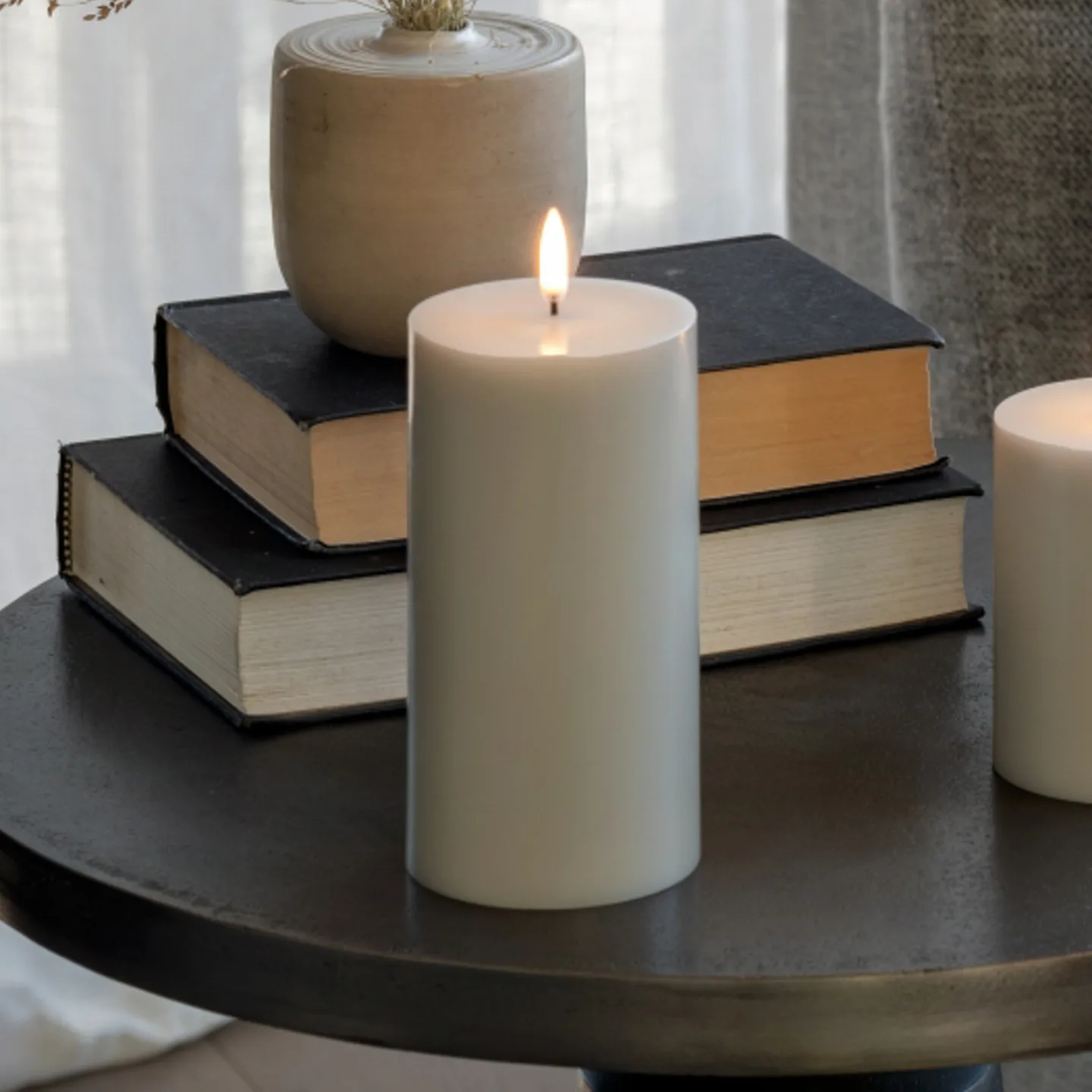 PILLAR LED-Kerze, hellgrau Höhe 15 cm Wachs - Uyuni Lighting - Wohnzimmer - Sonstige - Einflammig