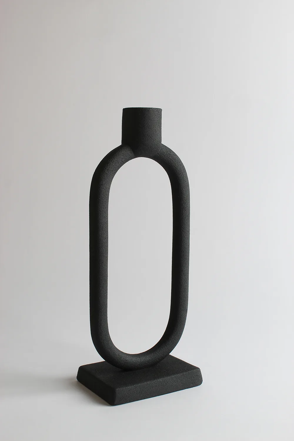 Lysestake - Irma (svart) (Størrelse: 10 x 27 cm)