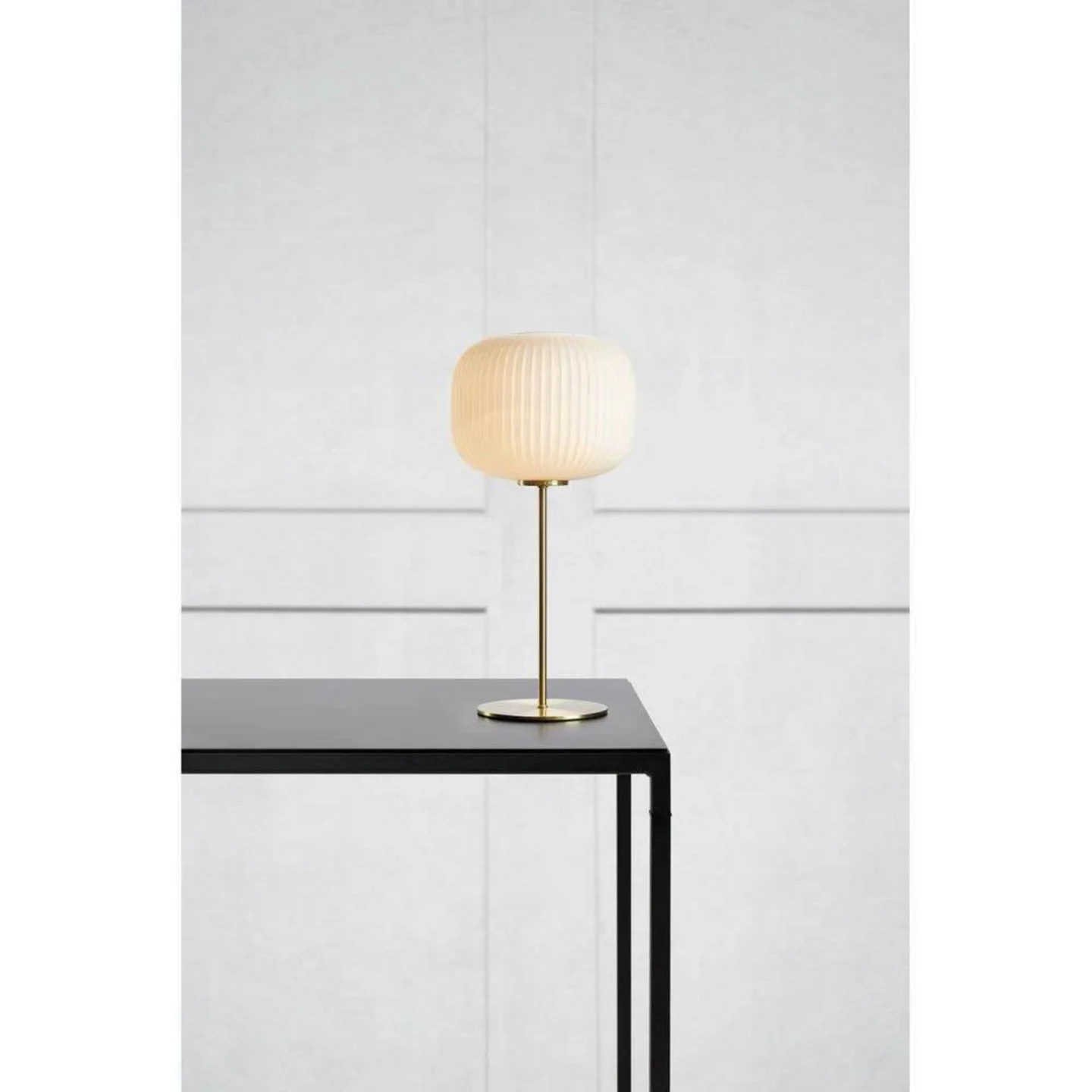 Sober Bordlampe Brushed Brass/White - Markslöjd - Stue - Glass