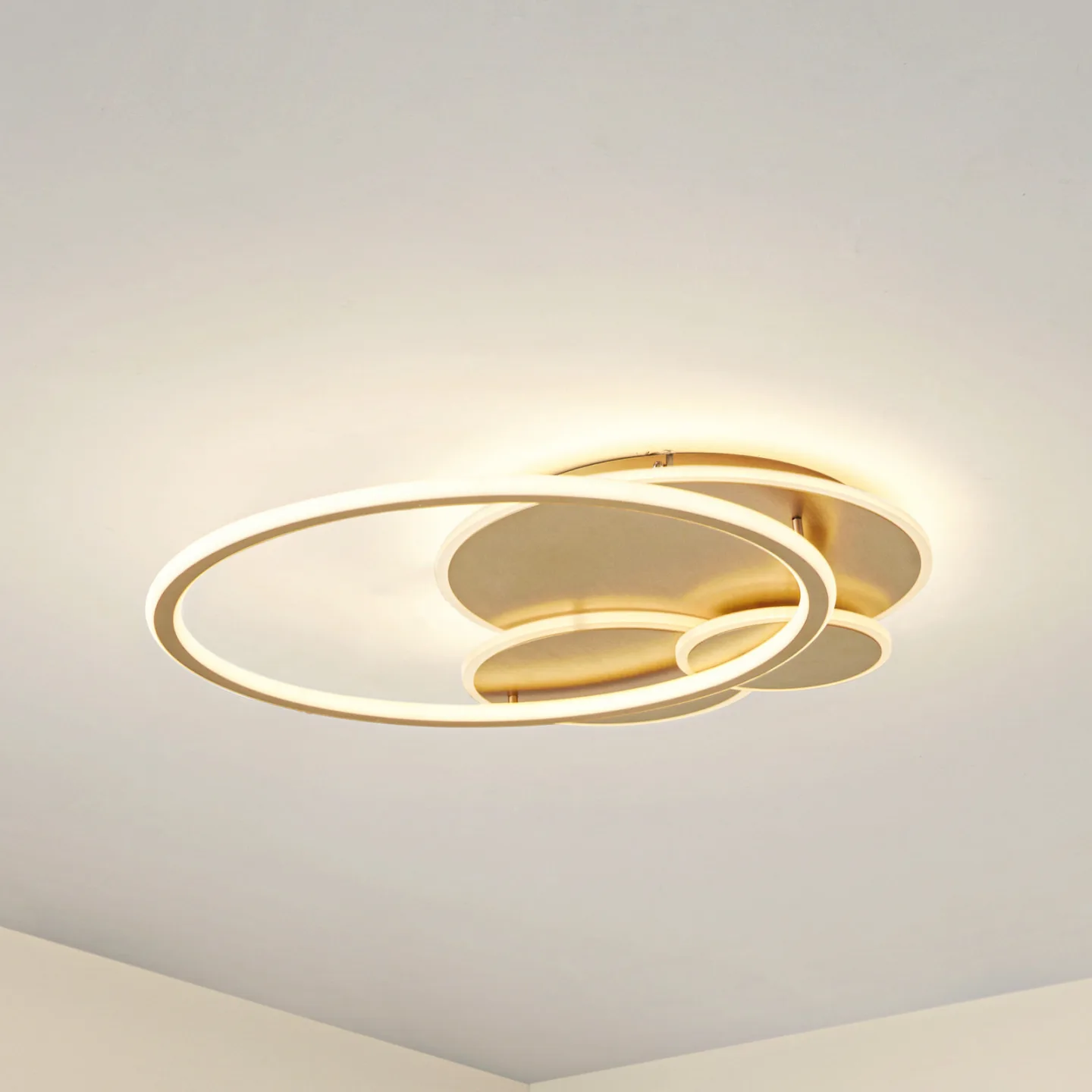 Circulo LED-loftslampe Ø 60 cm guld dæmpbar - Lucande - Stue - Moderne - Metal - Rund
