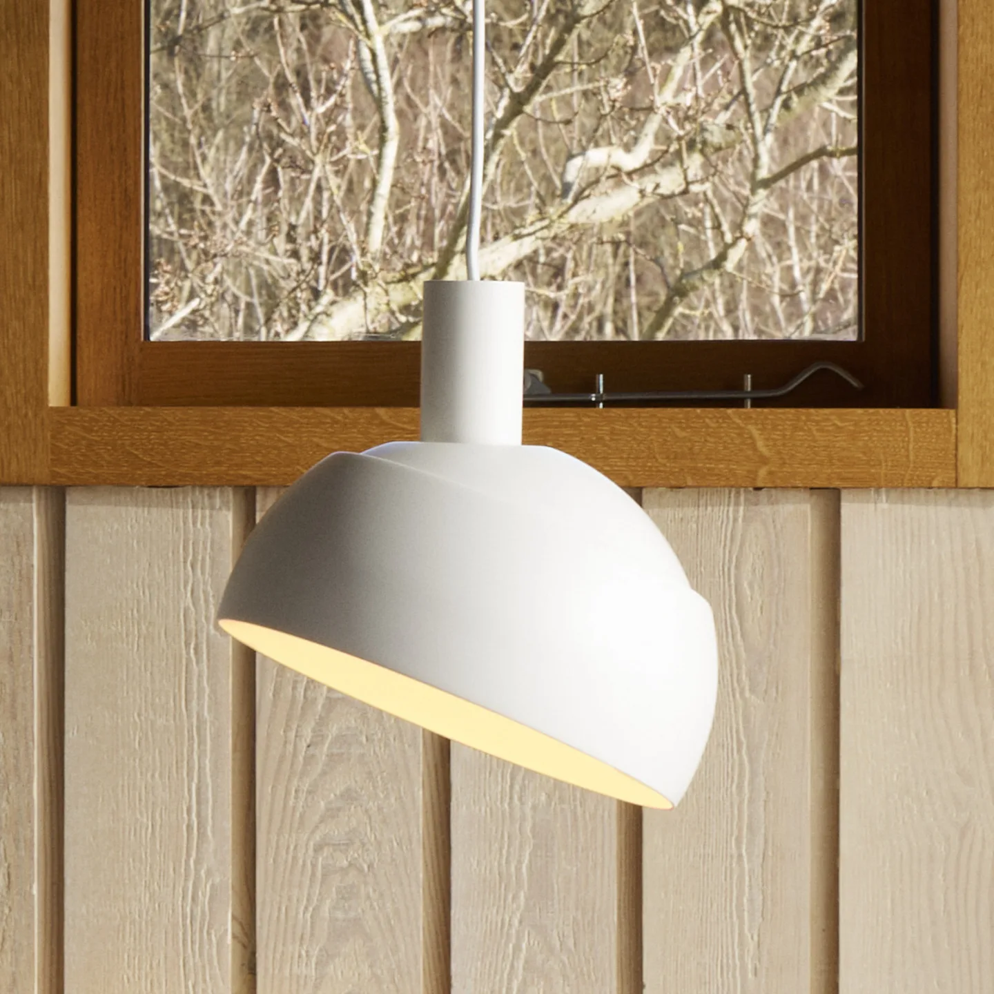 FJ Elements Hängeleuchte weiß Ø 25 cm E27 - Louis Poulsen - Wohnzimmer - Modern - Aluminium - Mit Schirm