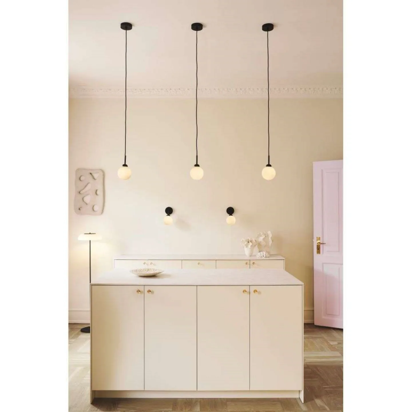 Apiales Wandleuchte, schwarz/opal, Höhe 24 cm - Nuura Nuura Aps - Wohnzimmer - Skandinavisch - Glas - Einflammig