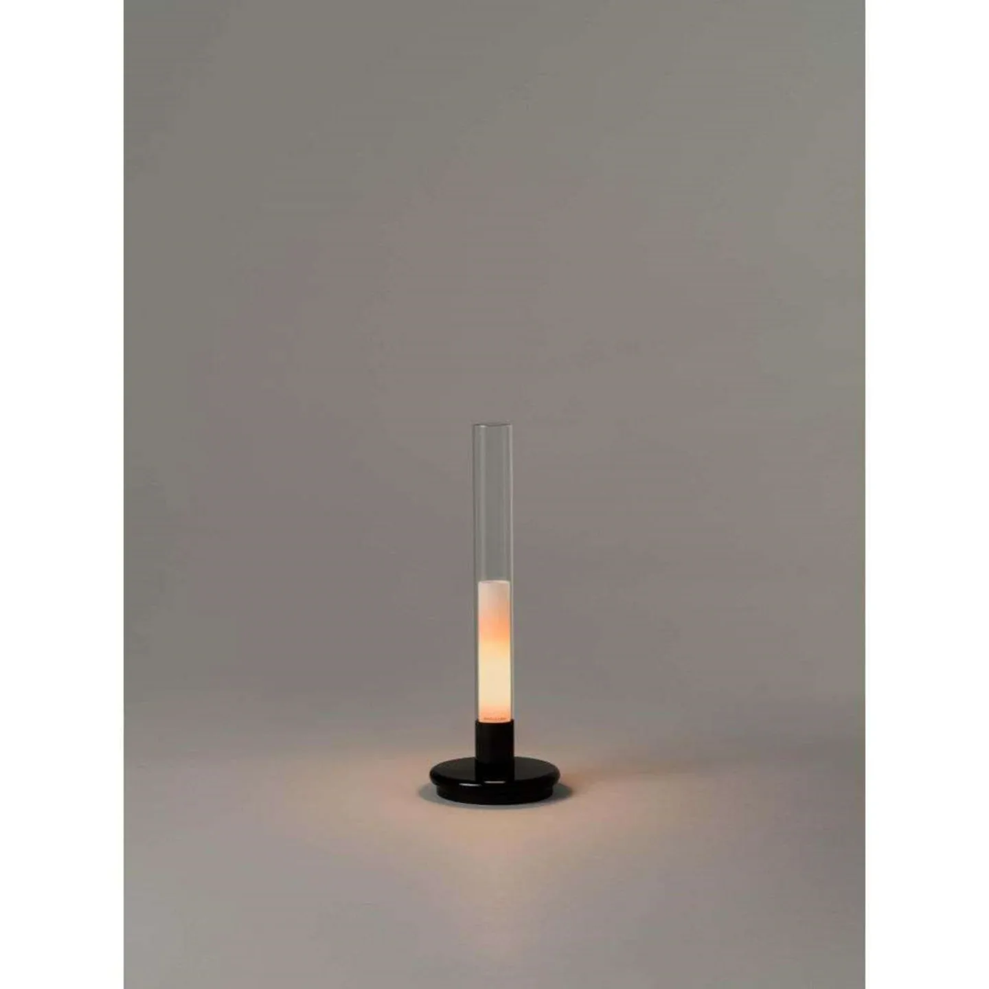 Sylvestrina Portable Bordlampe - Santa & Cole - Stue - Metall