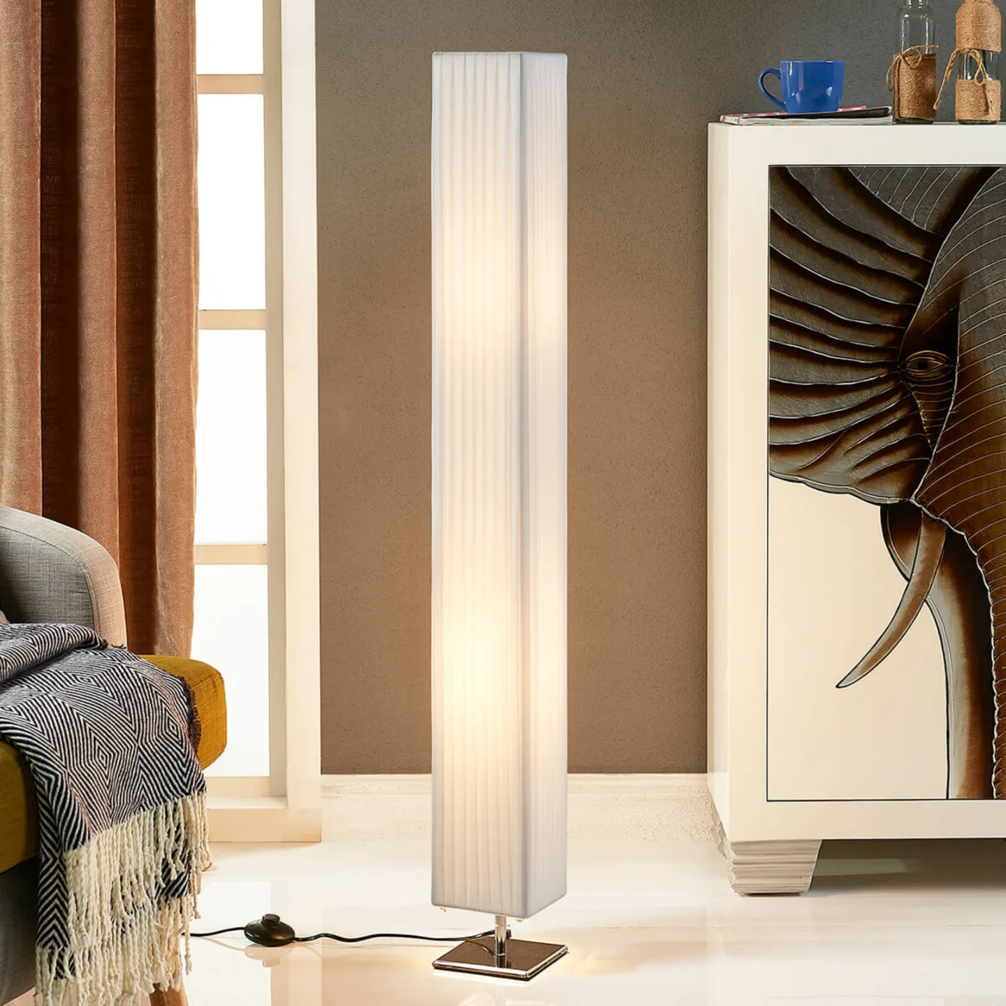 Janno Stehleuchte White/Chrome - Lindby - Wohnzimmer - Modern - Stoff / Textil - Eckig