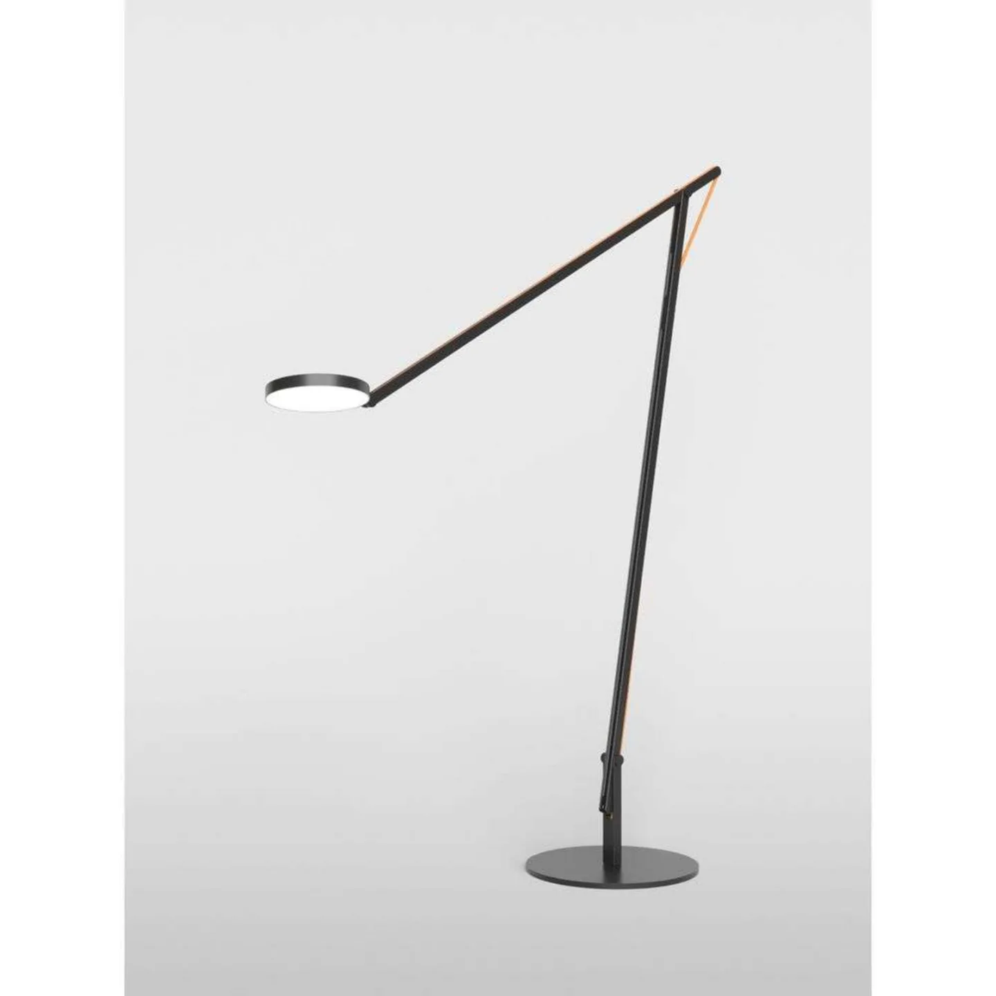 String XL Stehleuchte Matt Black/Orange - Rotaliana - Wohnzimmer - Aluminium