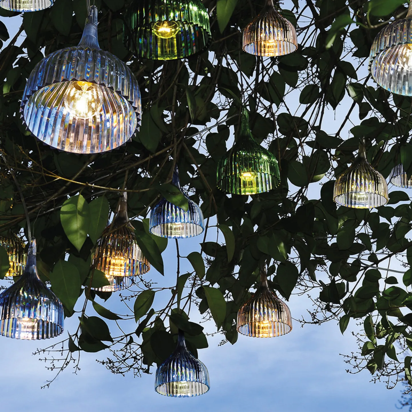E' Pendelleuchte Grün - Kartell É - Wohnzimmer - Design - Kunststoff - Einflammig
