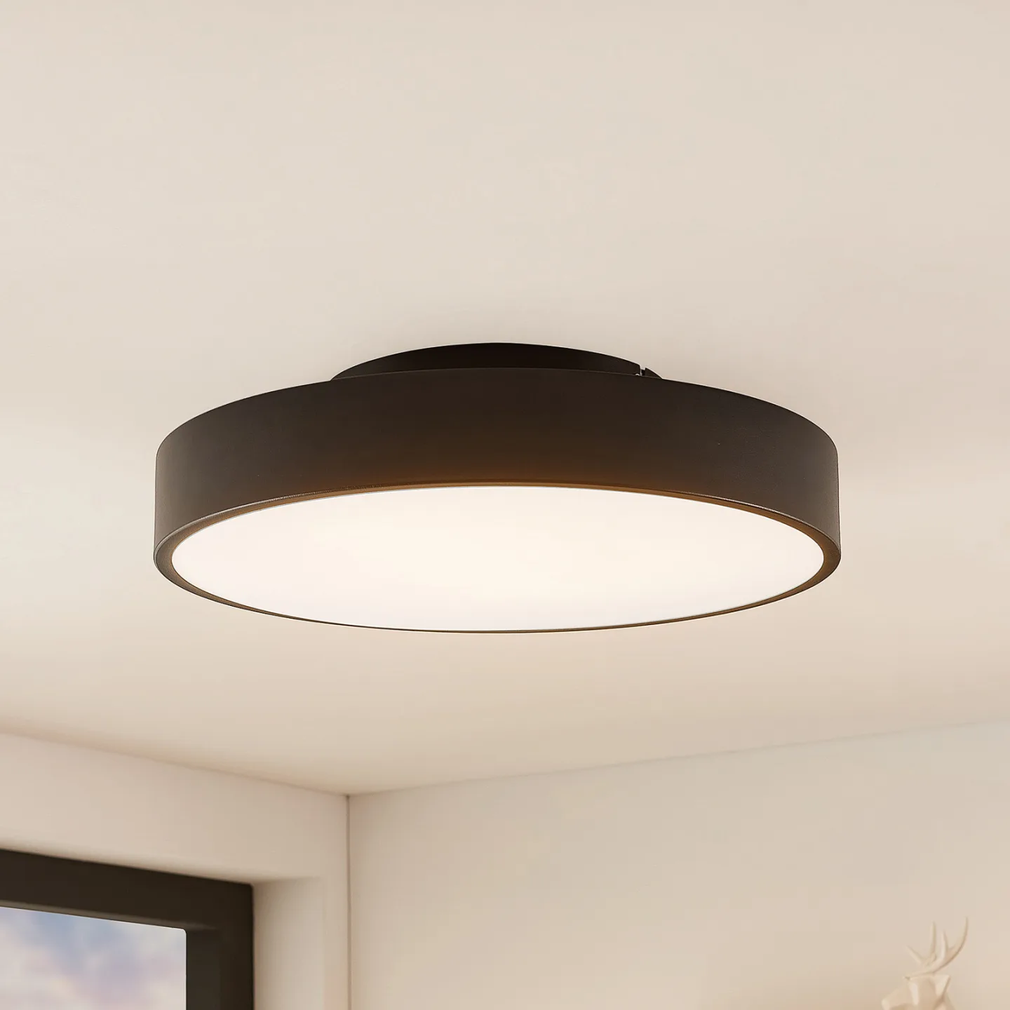 Milada LED-taklampa svart - Lindby - Vardagsrum - Modern - Metall - Rund