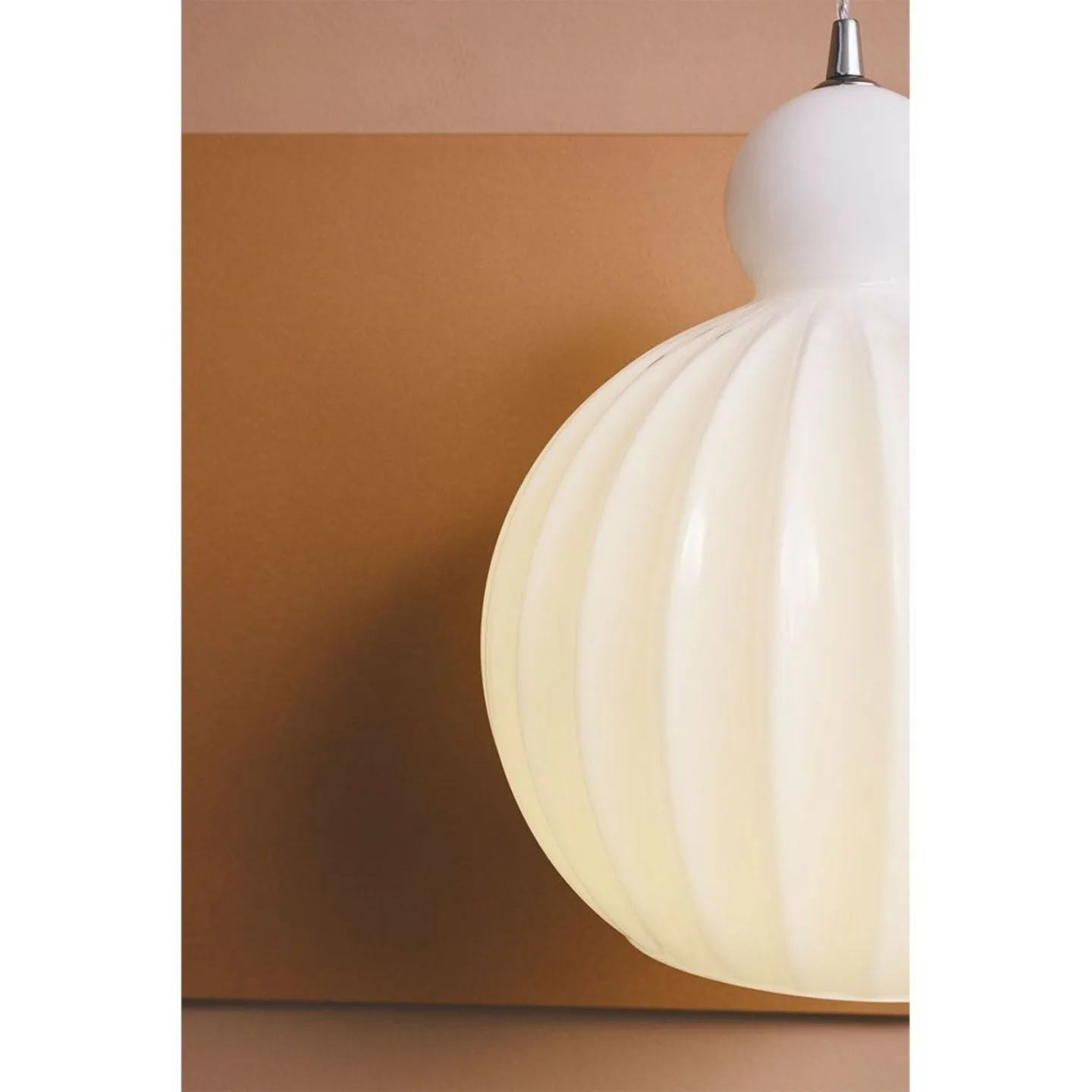 Ball Ball Pendelleuchte Ø25 Opal - Halo Design - Esszimmer - Glas