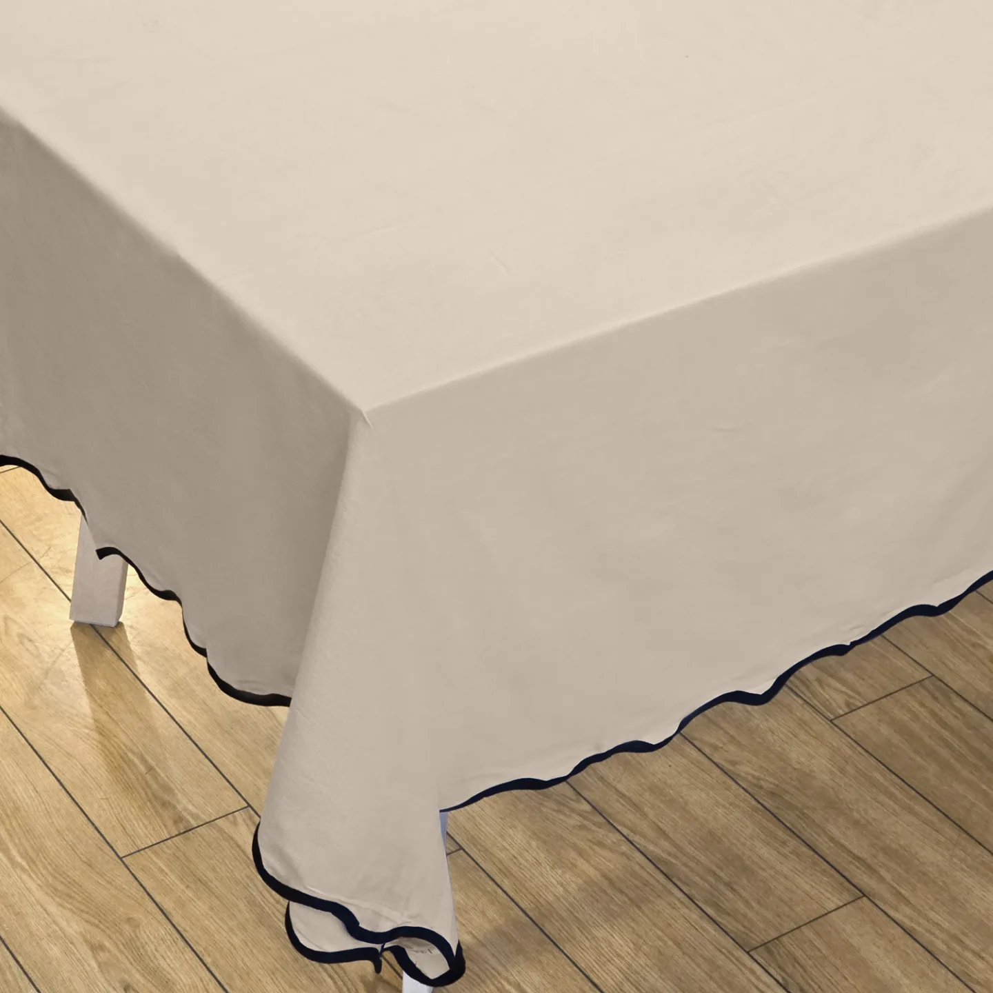 Dukar - Bomullsduk Yrsa (lys beige) (Størrelse: 140 x 250 cm)