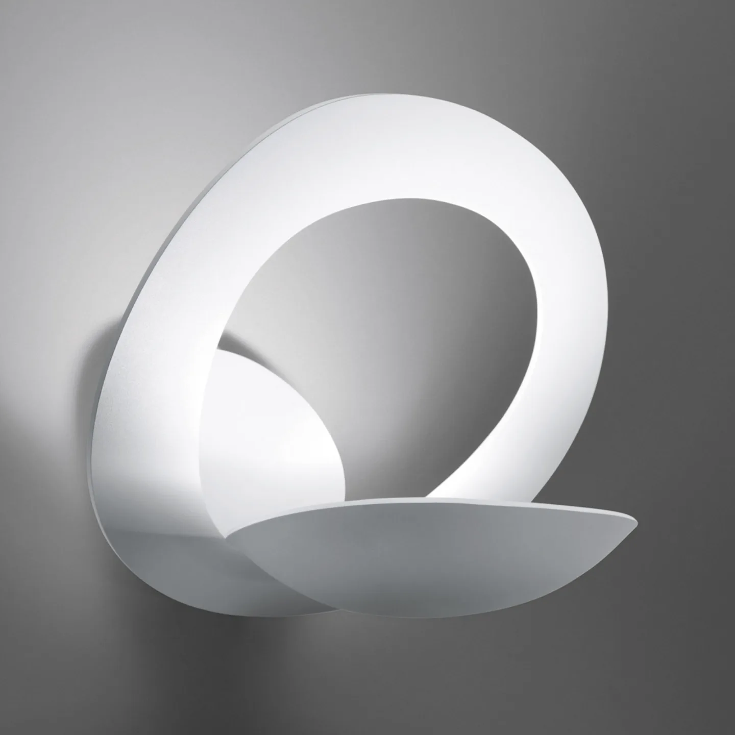 Pirce Wandleuchte - Artemide - Flurbereich - Design - Metall - Rund