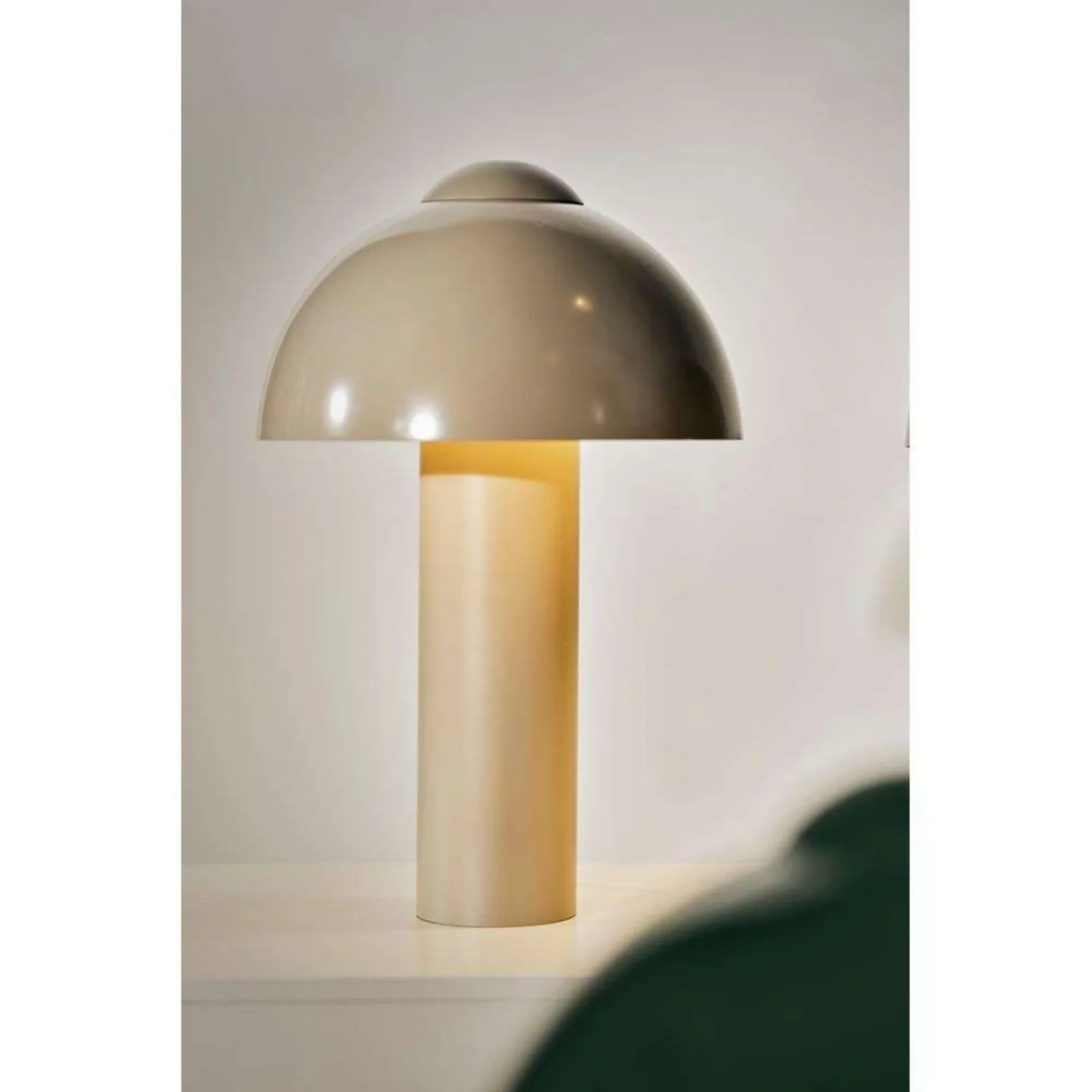 Buddy 23 Tischleuchte Sand - Globen Lighting - Wohnzimmer - Metall