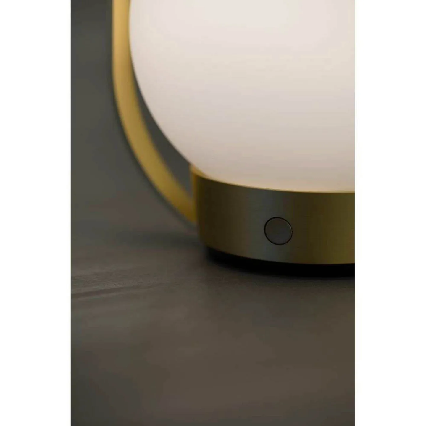 Palla T1 Portable Tischleuchte Brass - Antidark - Schlafzimmer - Aluminium