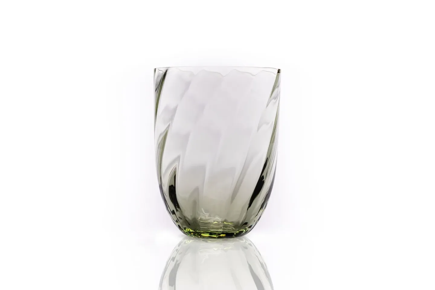 Anna Von Lipa Swirl Trinkglas 25 cl Olivegreen