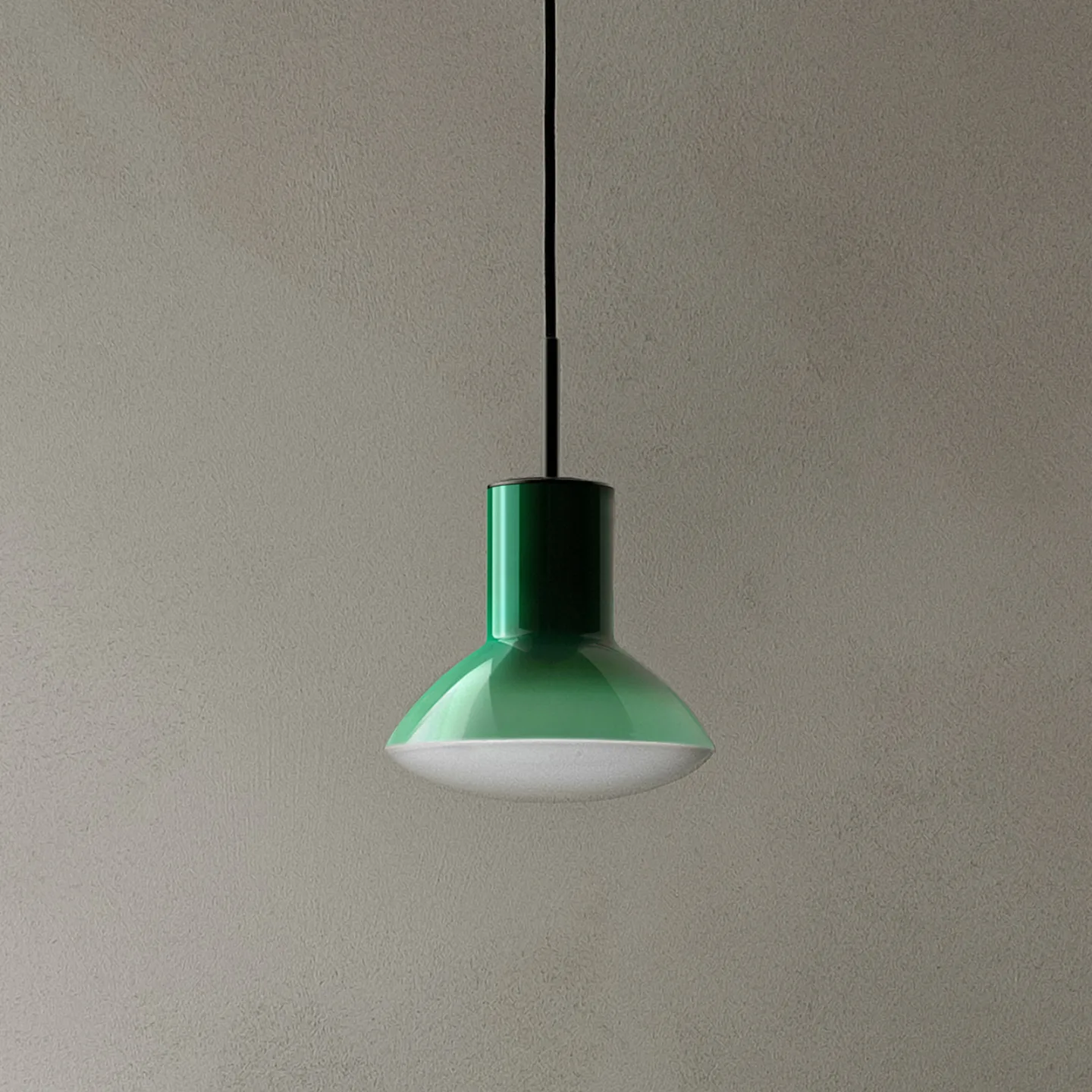 Onda Pendellampe, grün, Ø 17 cm, Glas, GU10 - Grupa - Wohnzimmer - Design - Aluminium - Einflammig