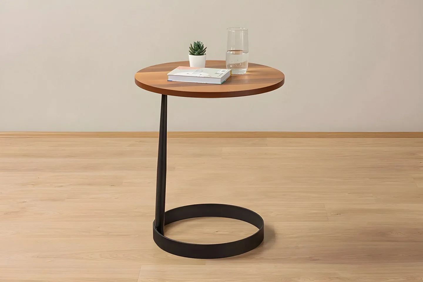 Paru Skänk 50 cm - Valnöt