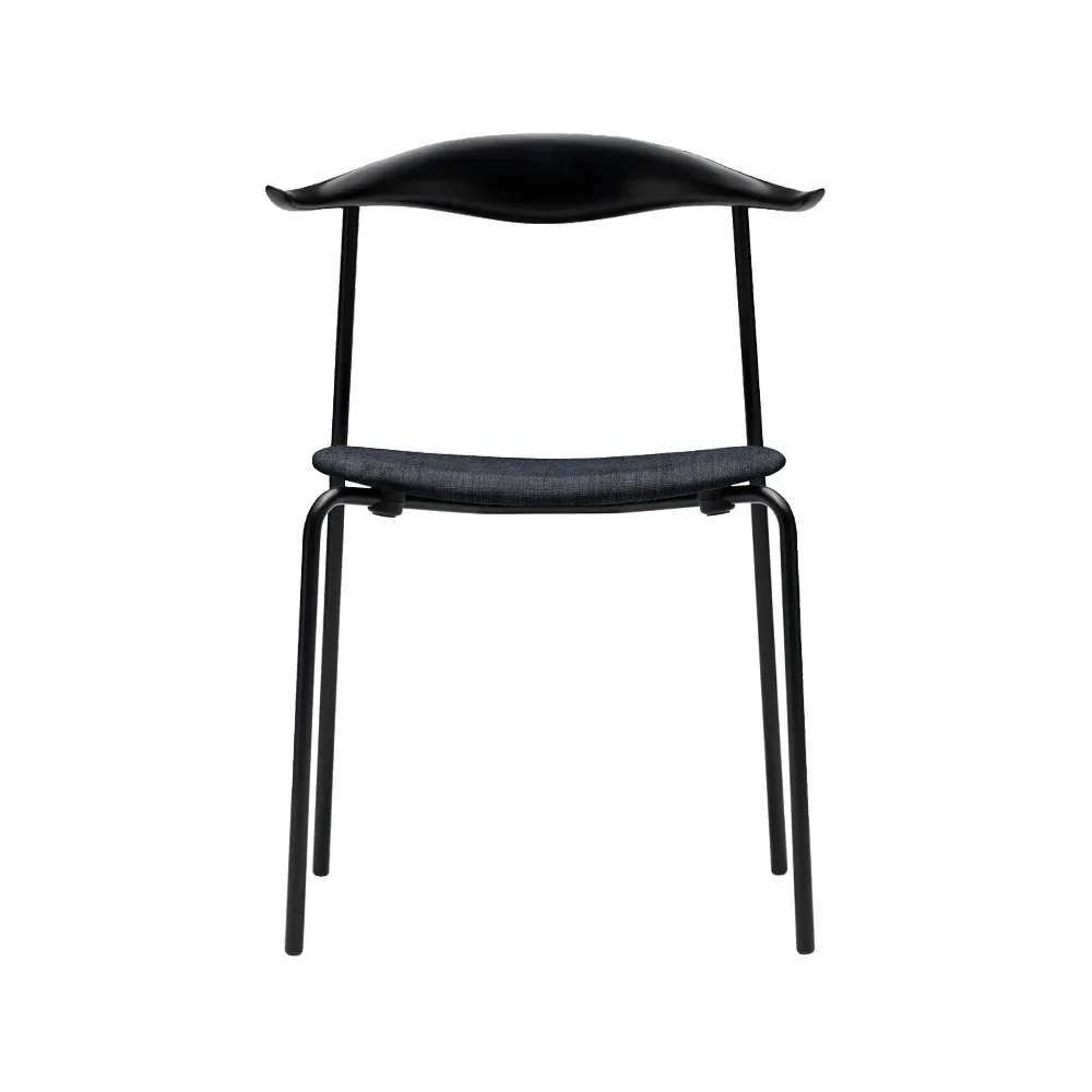 Carl Hansen & Søn CH88P stol fiord 191-svart ek-svart stativ