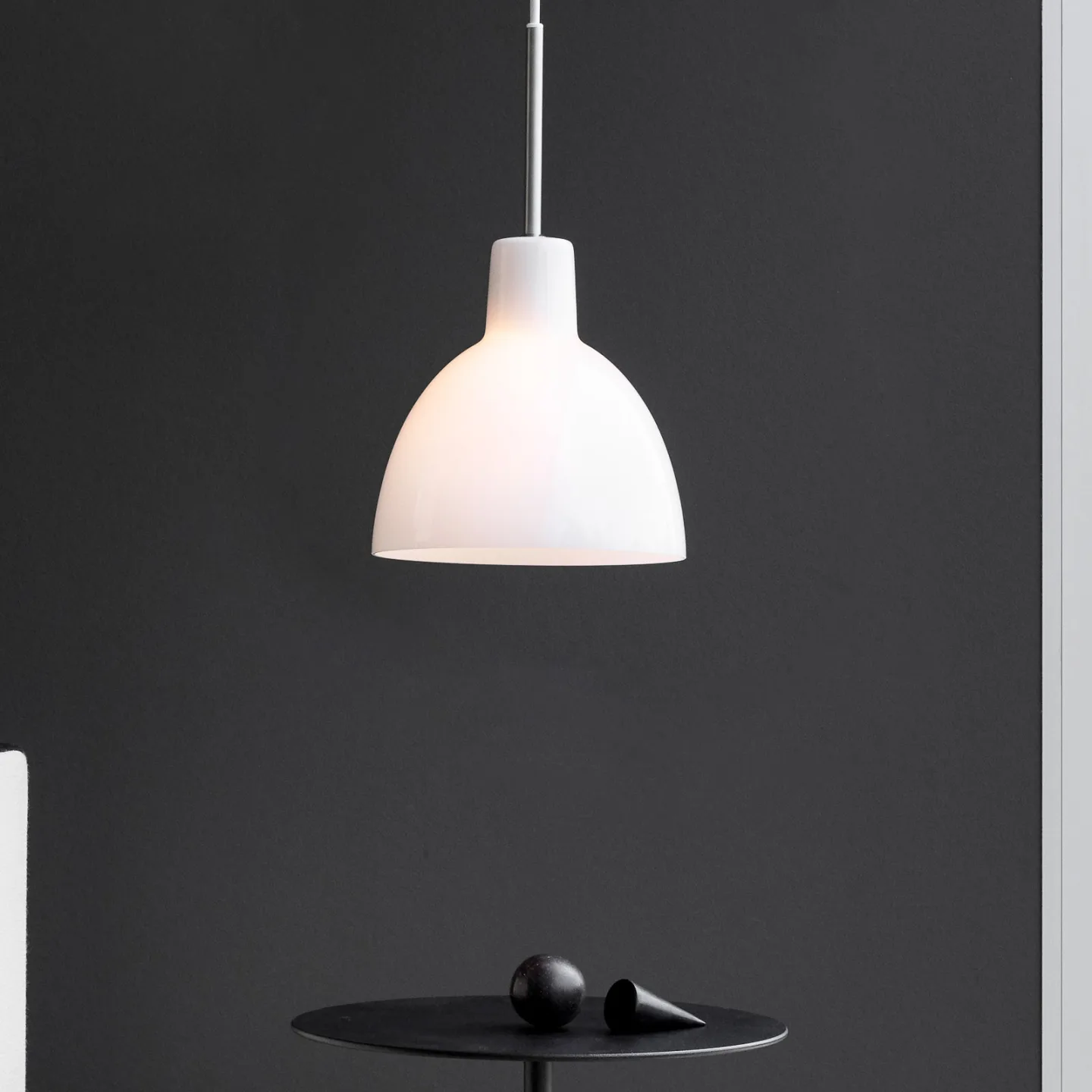 Toldbod Glas Pendelleuchte Ø220 White Opal - Louis Poulsen - Wohnzimmer - Design - Einflammig