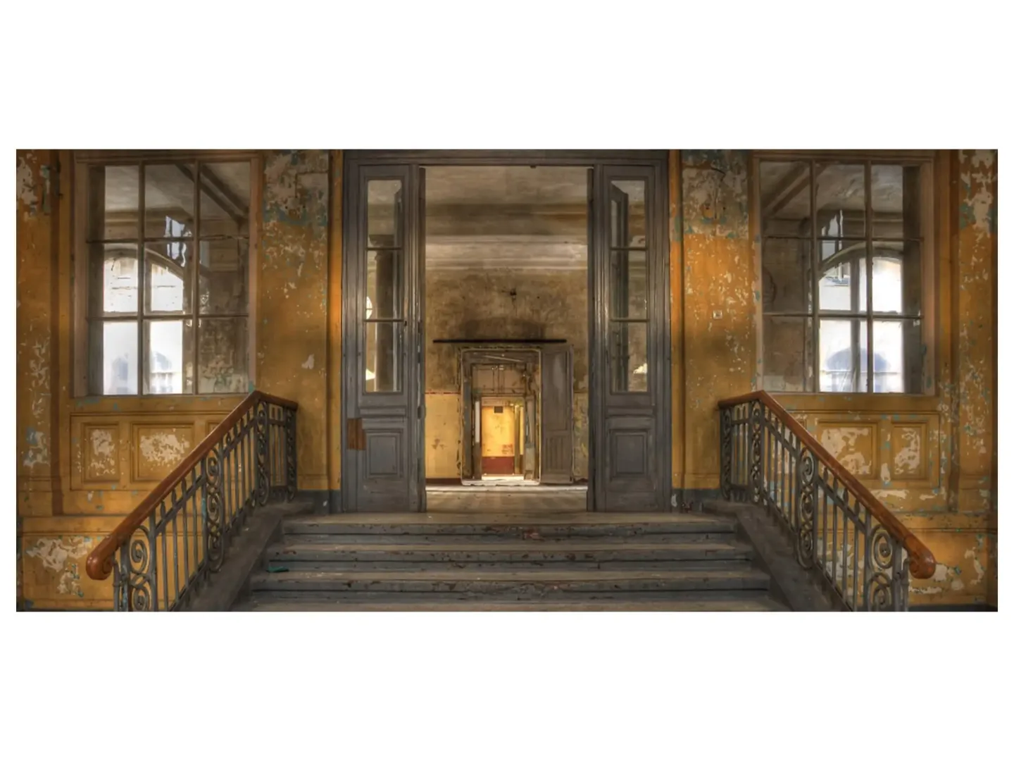 image LAND Digitaldruck auf Acrylglas Lost Place Treppe 5 | Schubiger Möbel