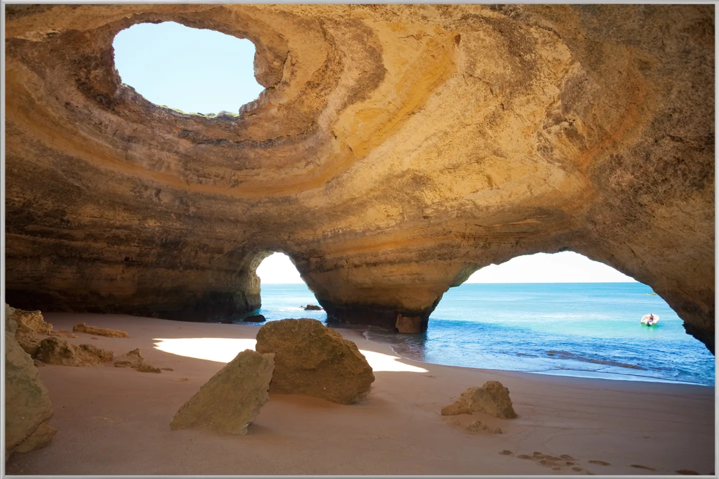 image LAND Bild mit Rahmen Felsformation am Meer | Schubiger Möbel