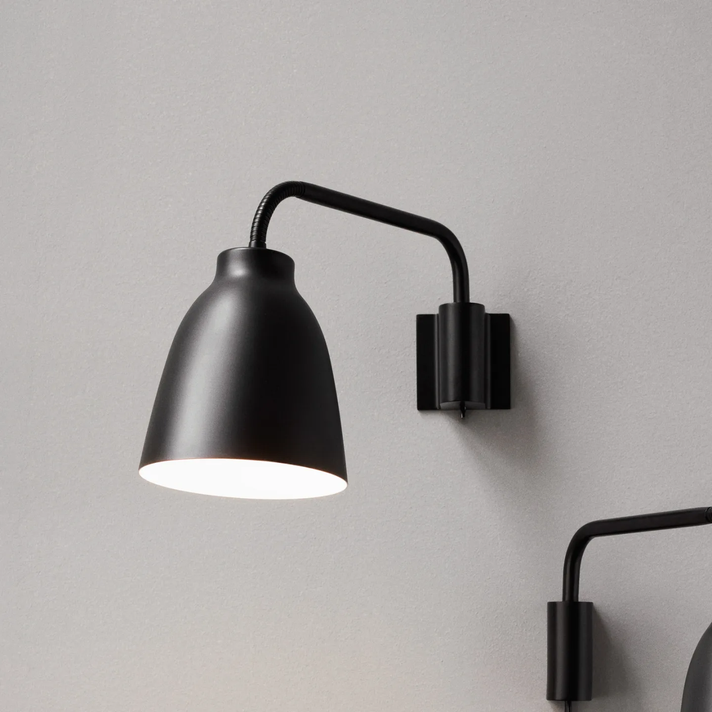 Caravaggio Read Wandleuchte Schwarz - Fritz Hansen - Wohnzimmer - Design - Metall - Einflammig