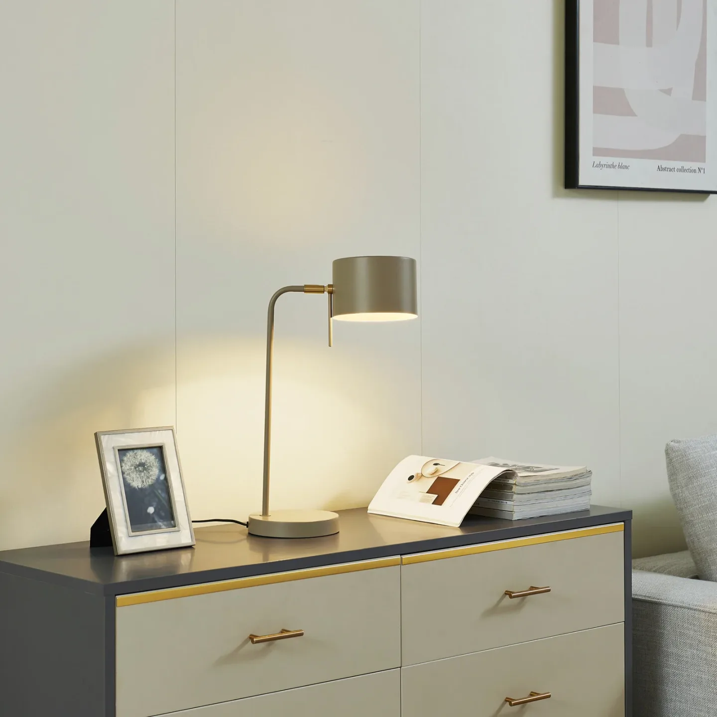 Kaida Tischleuchte Braun - Lindby - Wohnzimmer - Modern - Metall - Mit Schirm