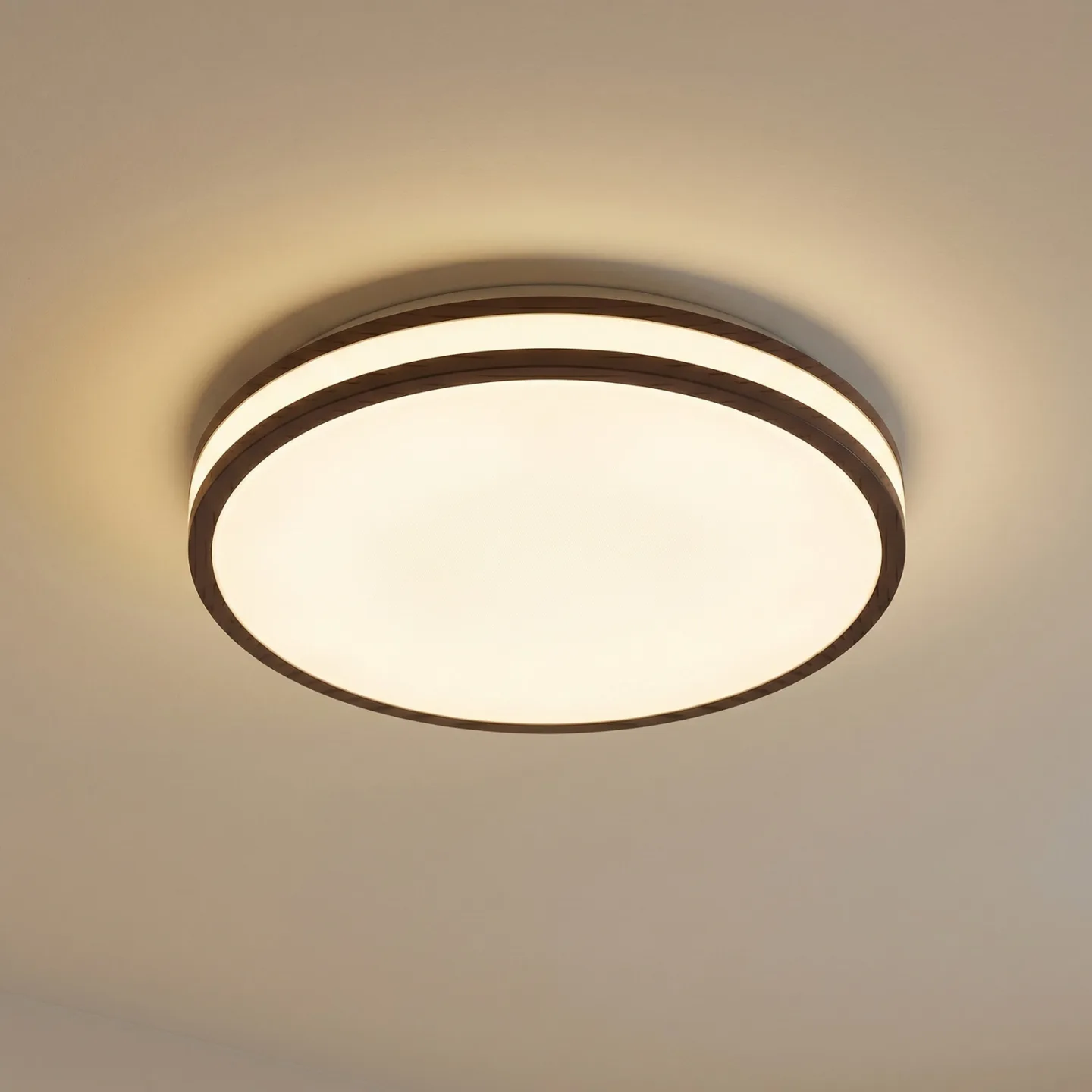 Emiva LED-Deckenleuchte, Holz dunkel, CCT, Ø 40 cm - Lindby - Wohnzimmer - Modern - Einflammig
