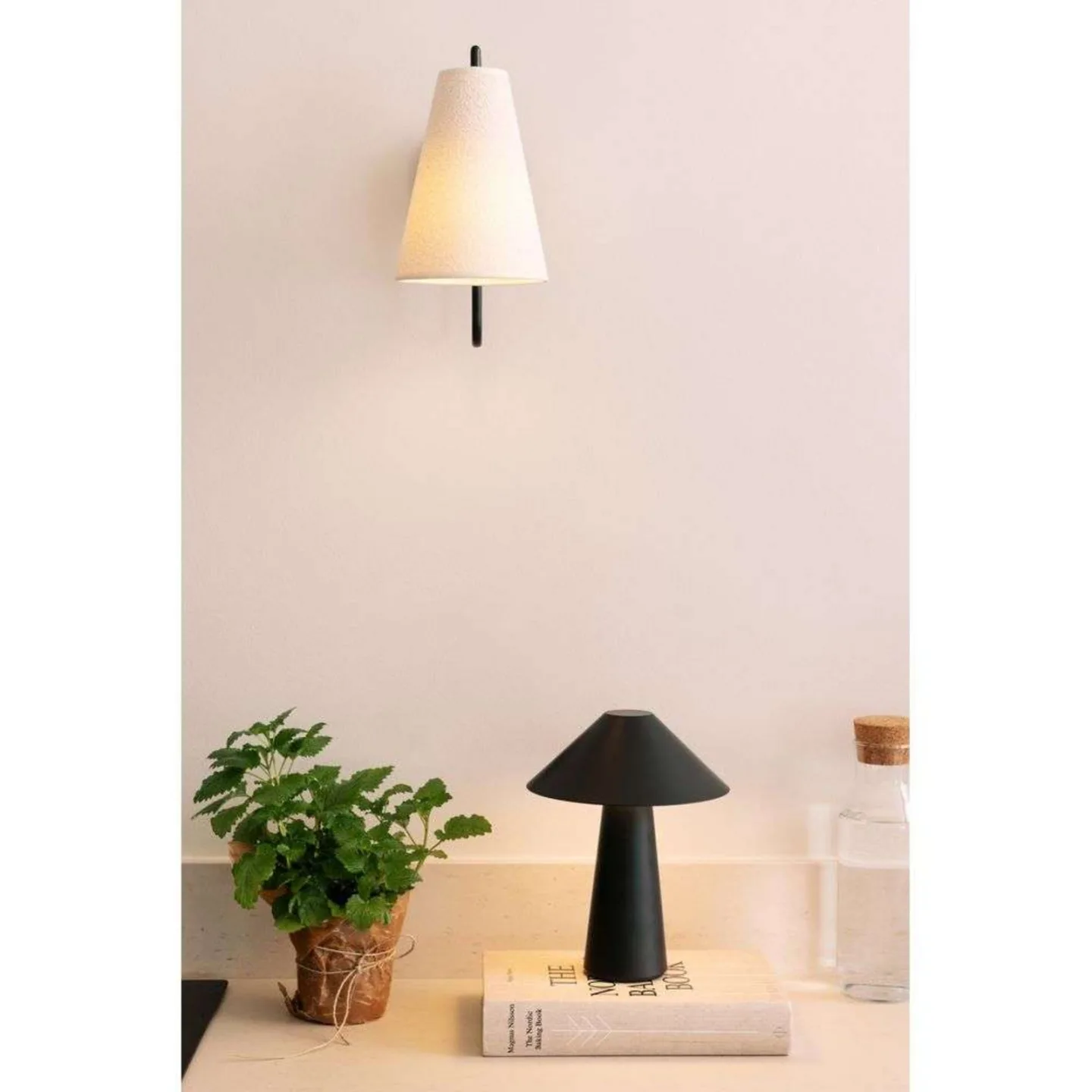 Cannes Portable Tischleuchte IP44 Schwarz - Globen Lighting - Terrasse - Design - Kunststoff - Einflammig