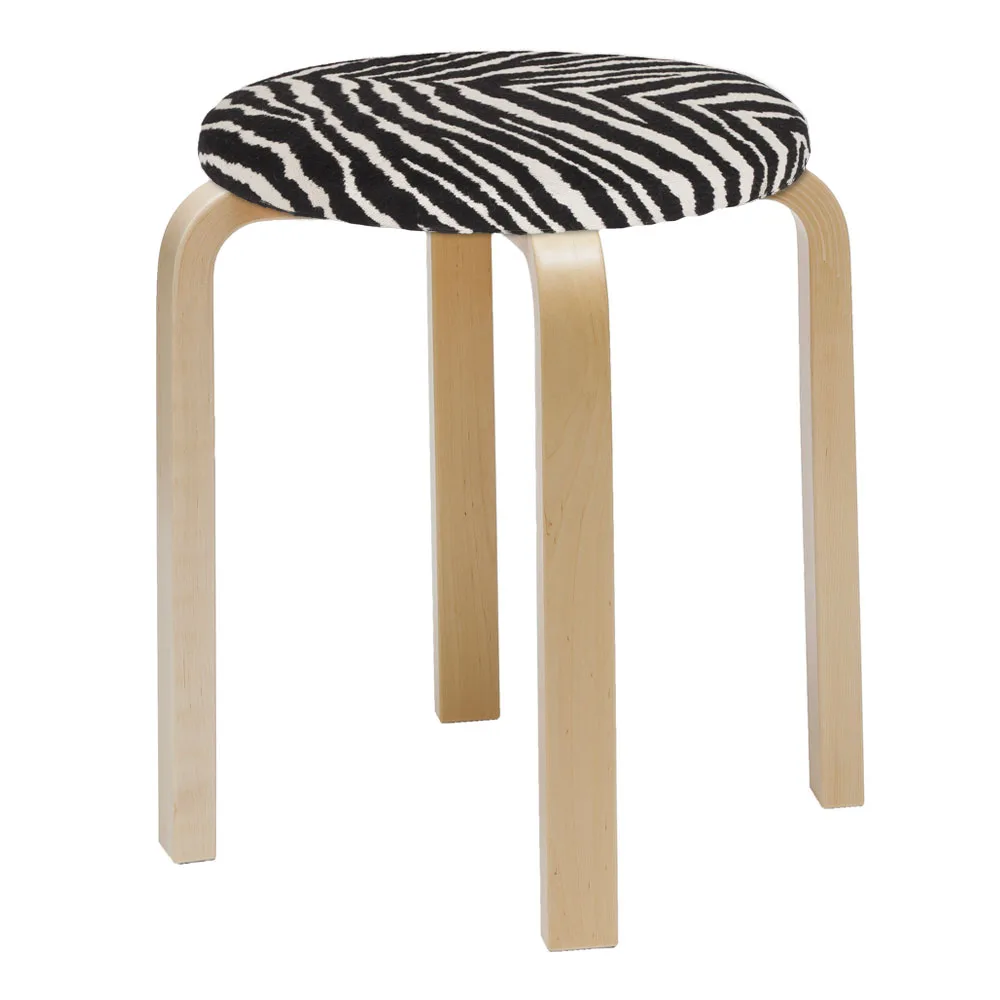 Artek - Pall E60 Klädd Sits Zebra - Pallar - Alvar Aalto - Träfärgad - Trä