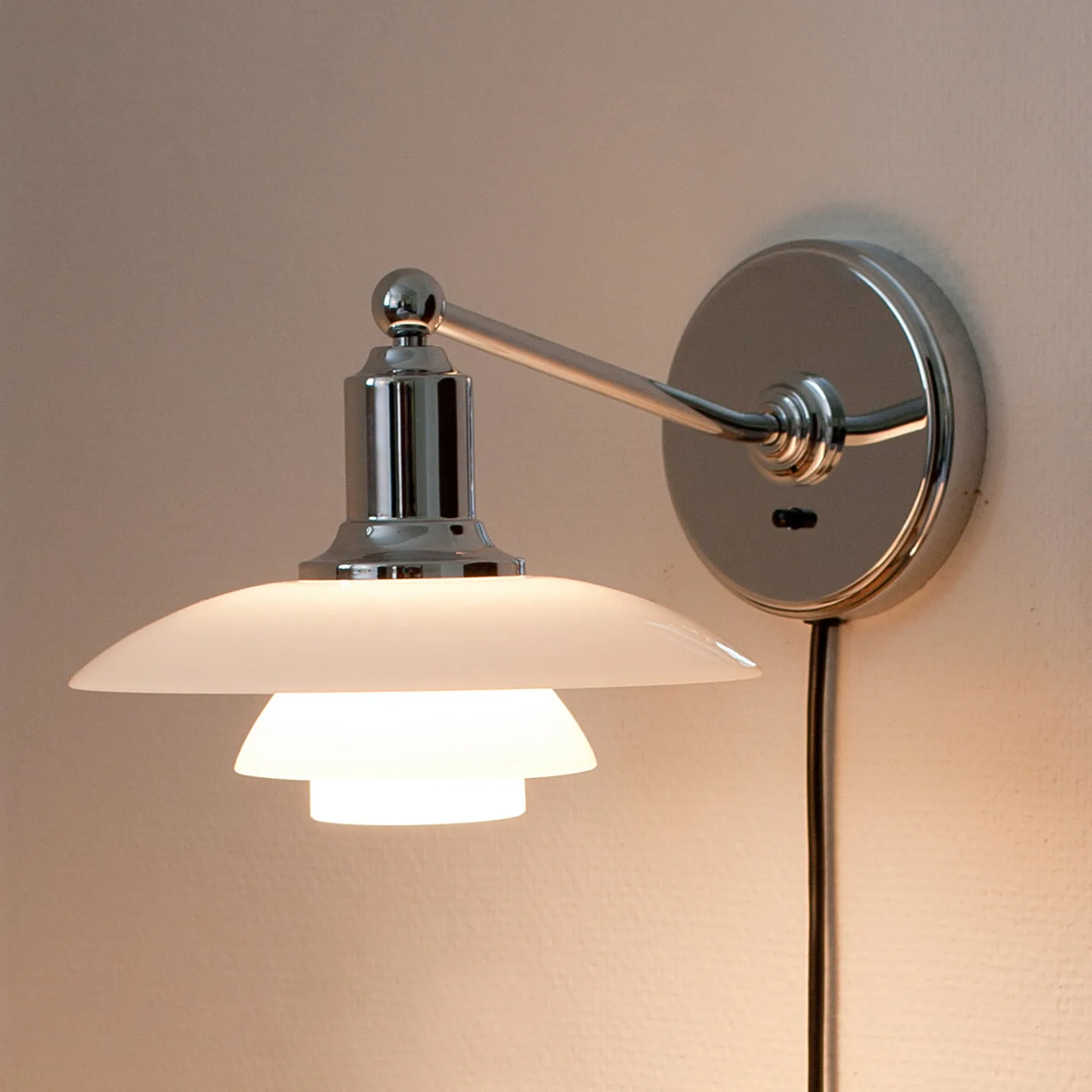 PH 2/1 Wandleuchte White Opal Glass - Louis Poulsen - Wohnzimmer - Design - Einflammig