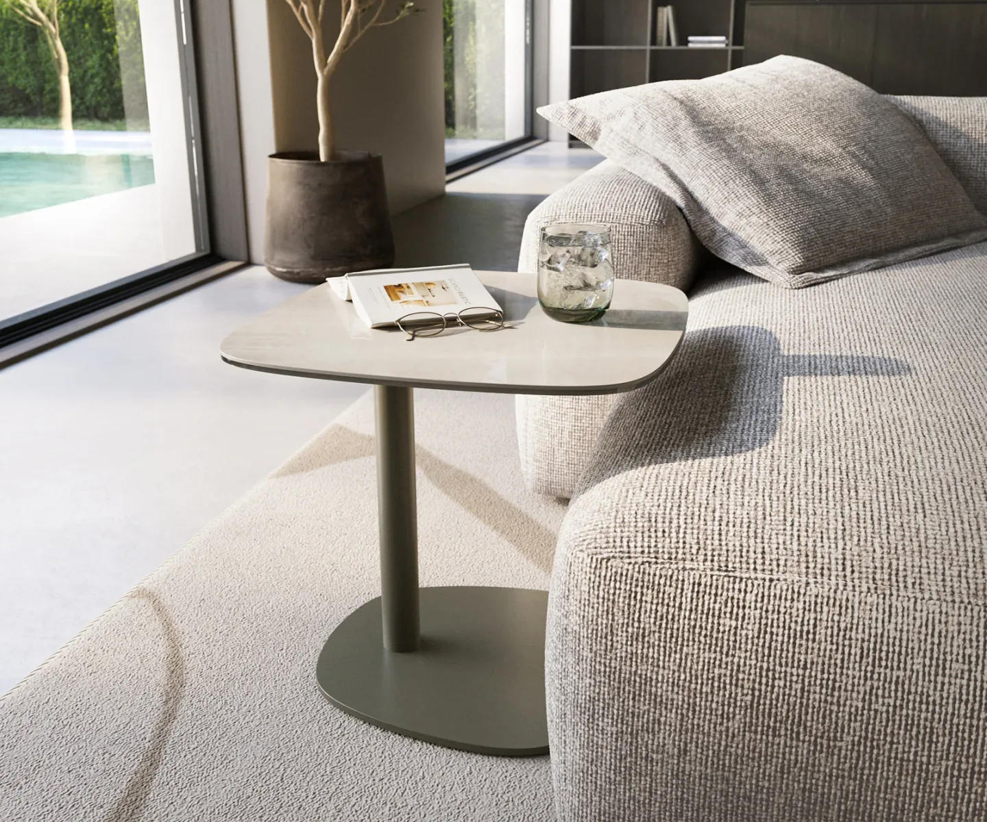 Beistelltisch Edge Boot 50x50 cm Keramik Onyx Champagne Eleny Metall Effektfinish Titan