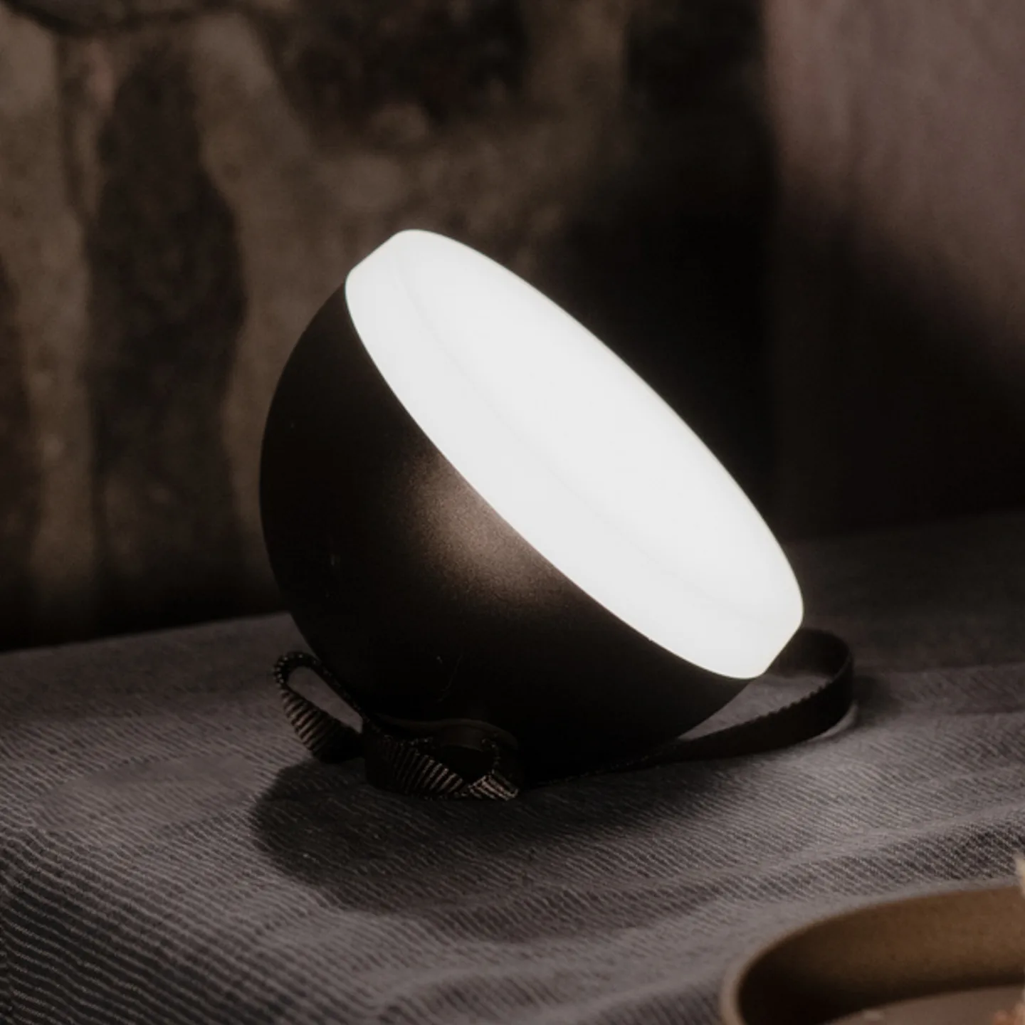 Sphere Portable IP67 mørk bronse – New Works - Terrasse - Design - Aluminium - Rund