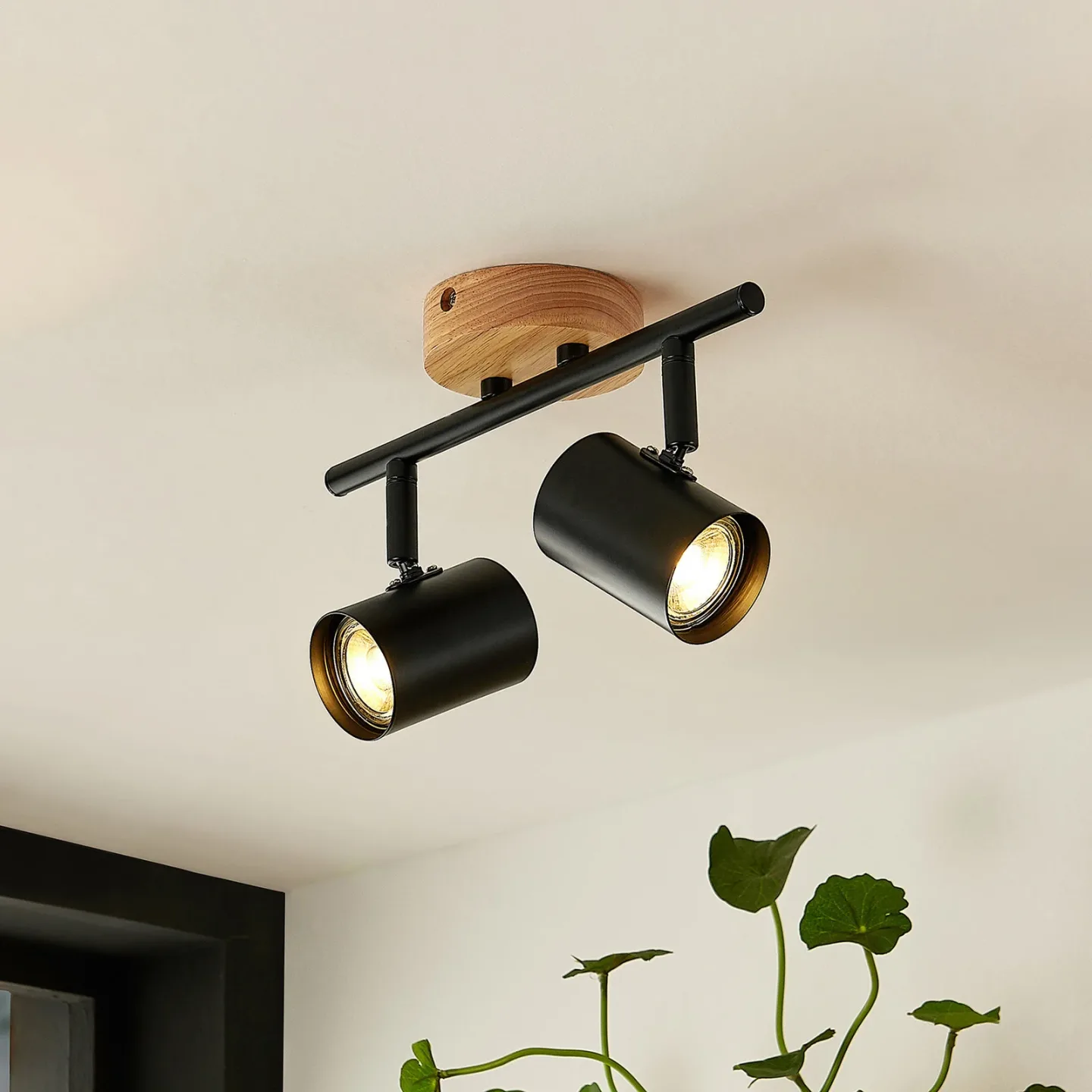 Xiomara 2 Deckenleuchte Black/Light Wood - Lindby - Wohnzimmer - Modern - Metall - Mehrflammig