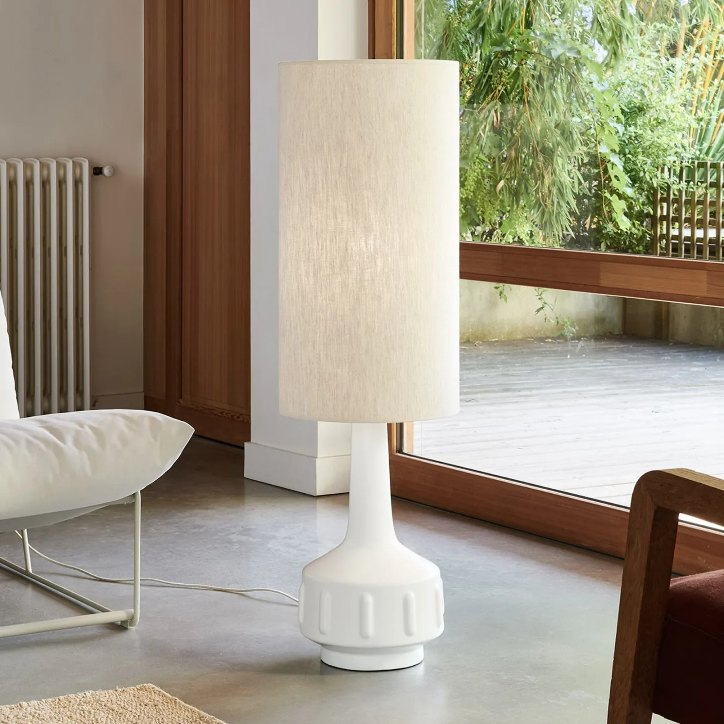 Jimmy Stehlampe weiß/beige, Höhe 121 cm - MARKET SET - Wohnzimmer - Keramik - Mit Schirm