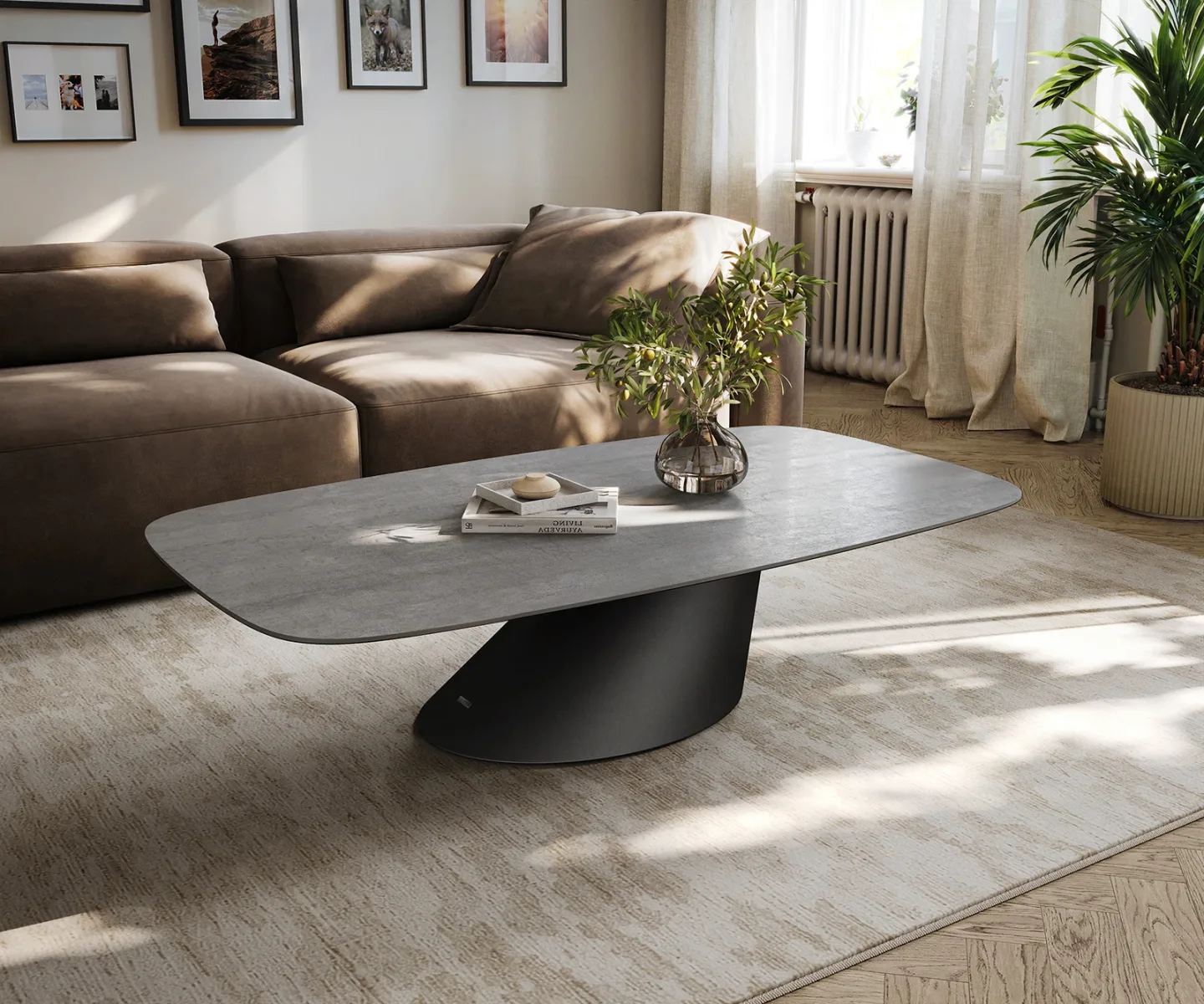 Couchtisch Edge Boot 140x80 cm Keramik Beton Grau Conis Metall Schwarz