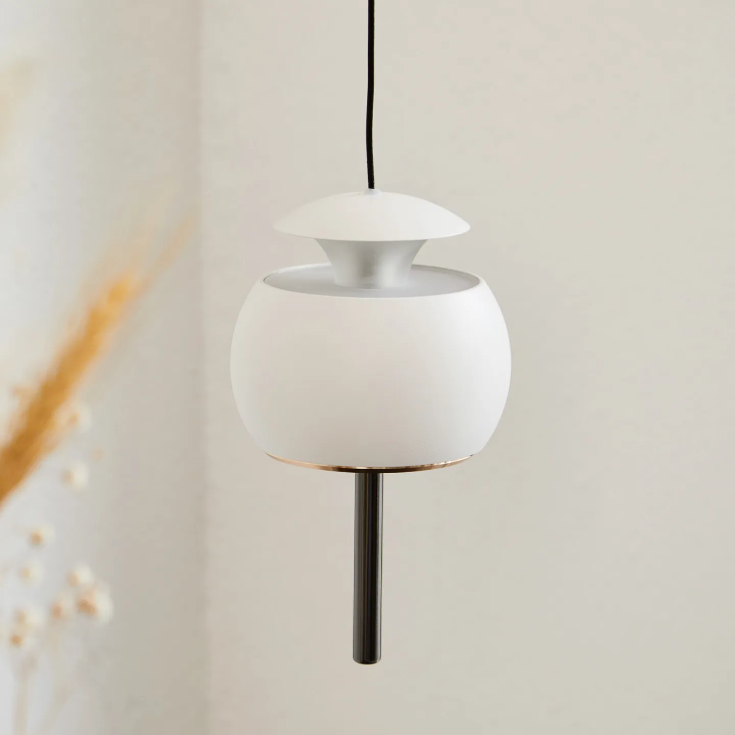 Parachute Pendelleuchte White - Loom Design - Wohnzimmer - Aluminium - Einflammig