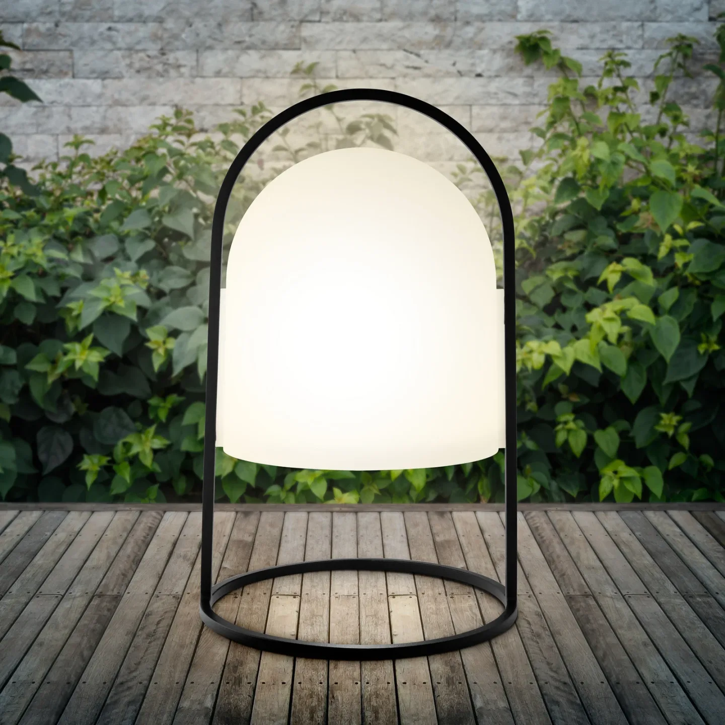 SunLight Solcelle Lantern H43 - Eva Solo PLEASE WAIT to be SEATED - Terrass - Modern - Metall - Med en ljuskälla