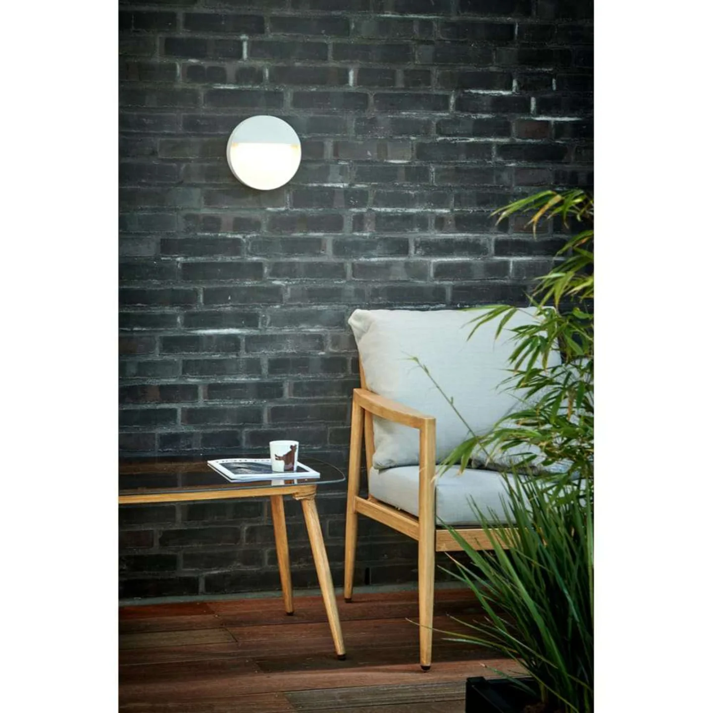 Serious 3 vägglampa IP54 2700K svart - LIGHT-POINT - Vardagsrum - Aluminium
